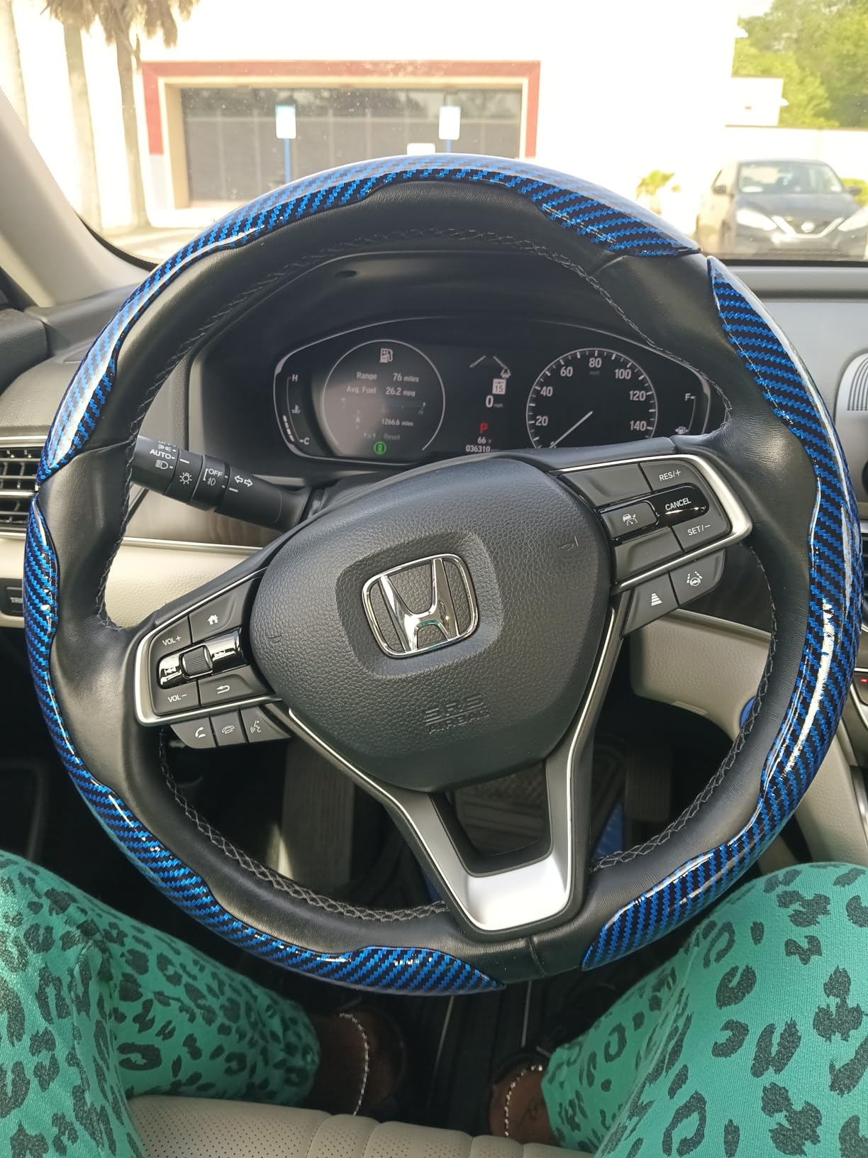 Hiseanllo Carbon Fiber Steering Wheel Cover 3PCS Set - Anti-Slip, Scratch-Resistant, Universal Fit for 14-16 Inch Wheels - Interior Car Accessories for Cars, SUVs, Trucks (Black) customer photo 1