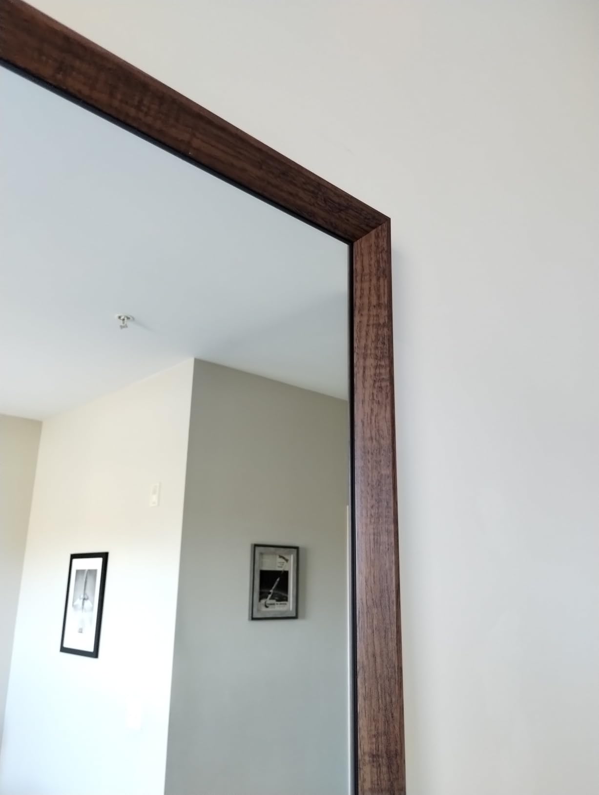 WEER Irregular Wall Mirror, 20x36 inch Gold Asymmetrical Wall Mounted Mirrors Decorative, Abstract Wavy Aluminum Alloy Frame for Bathroom, Bedroom, Living Room, Entryway customer photo 2
