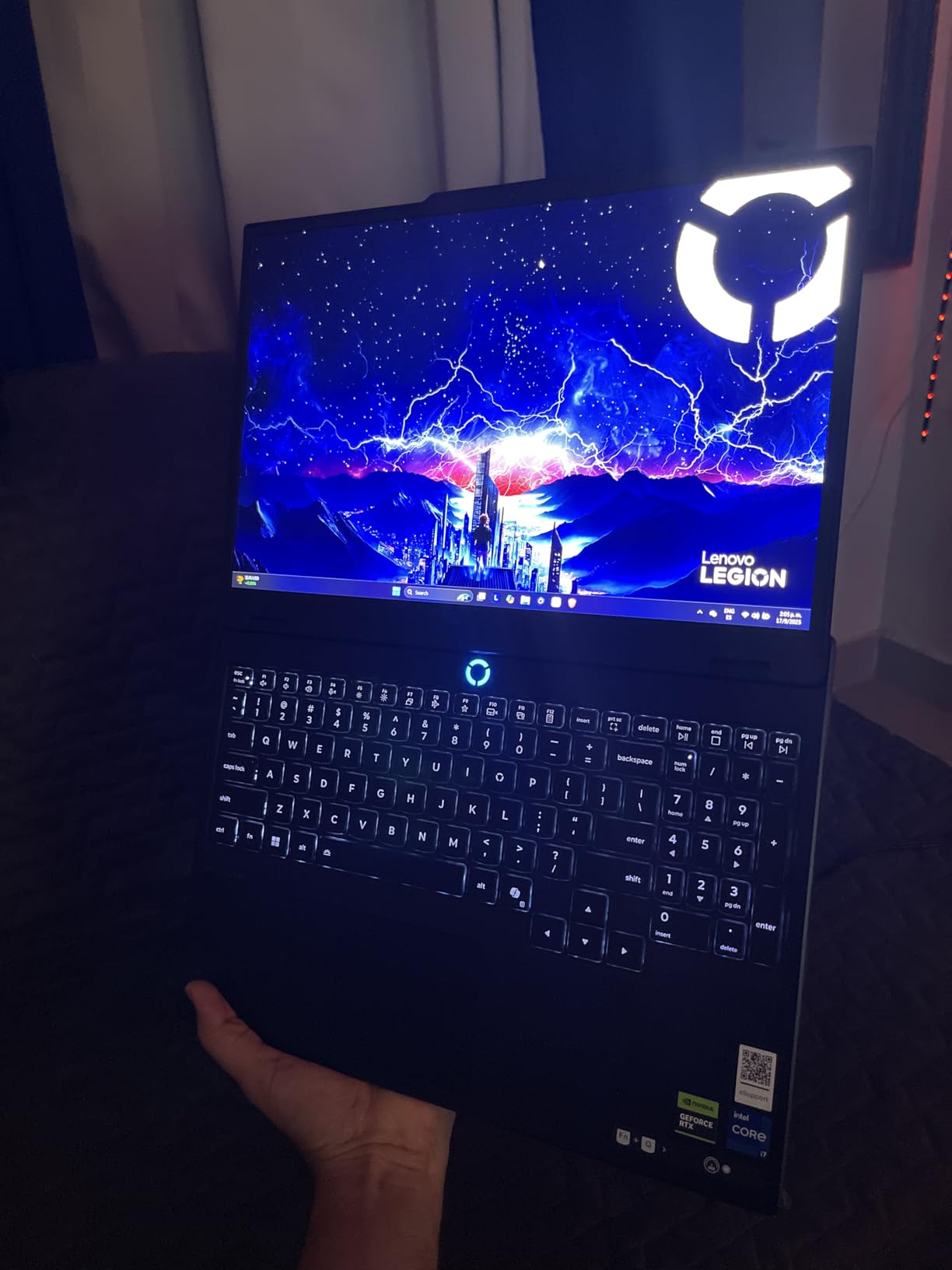 Lenovo Legion 5i Gaming Laptop - Intel Core i7-14700HX - 15