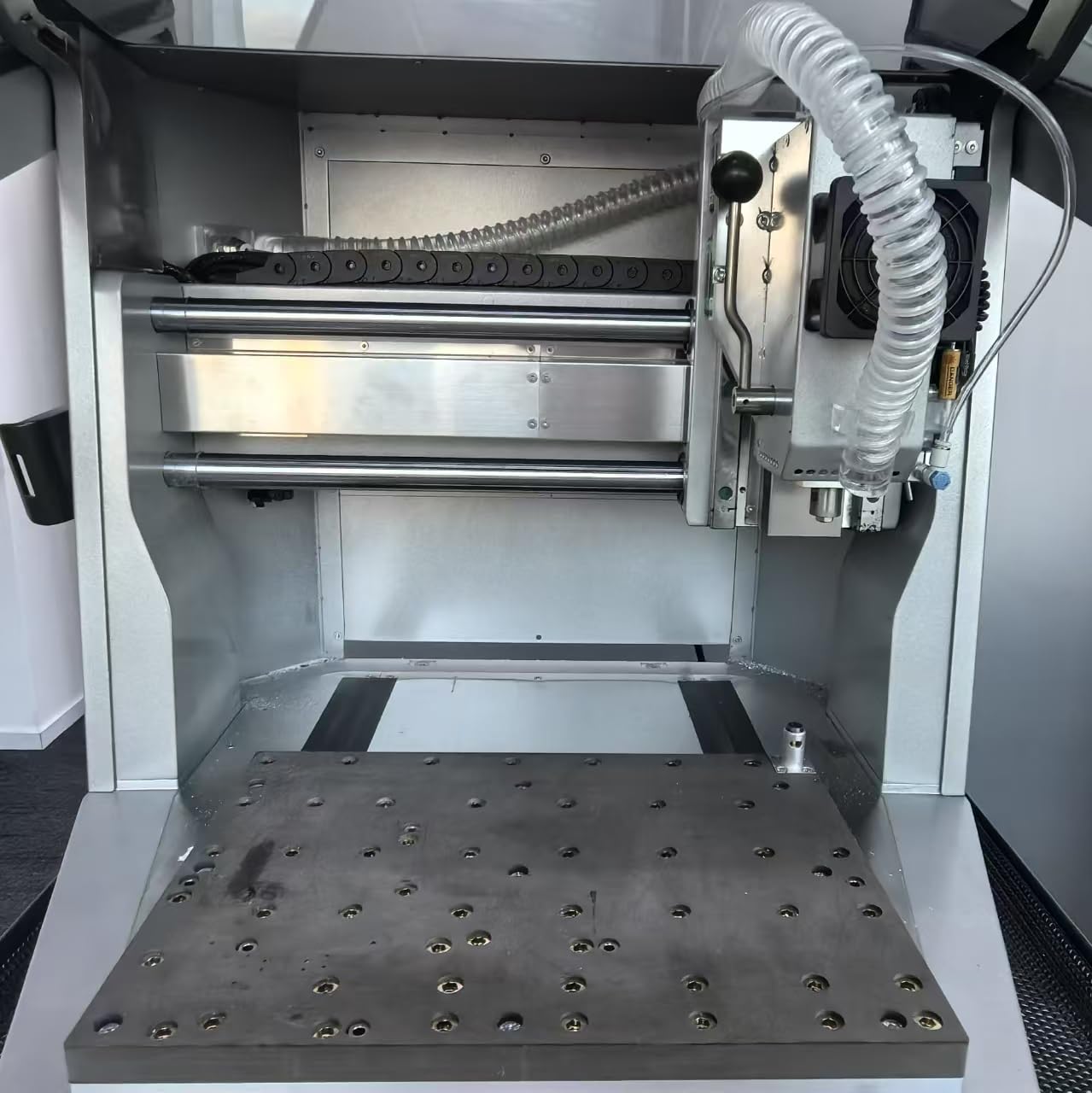 Carvera Air Desktop CNC Machine with 4th Axis, Compact Enclosed Mini CNC Router Mill, Quick Tool Changer Closed-Loop Control customer photo 1