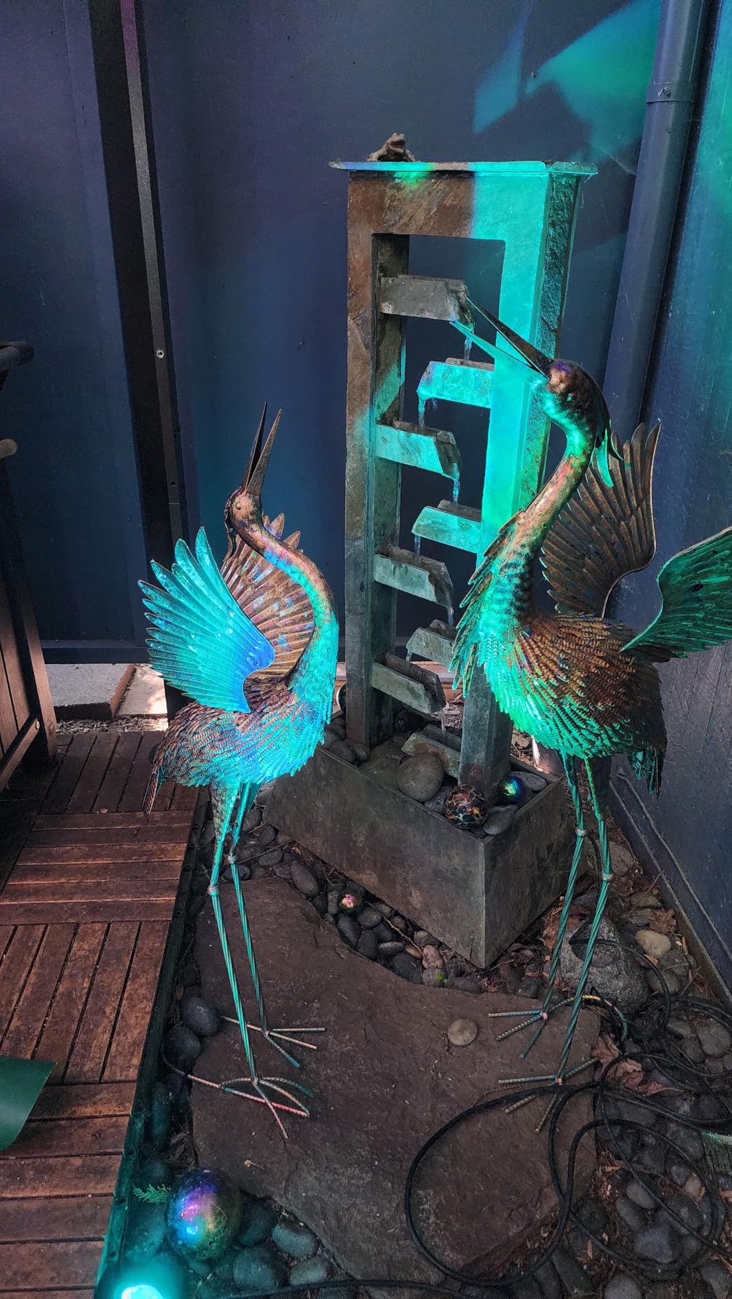 Natelf Garden Crane Statues, Outdoor Large Bird Yard Art Decorations Metal Lawn Ornament for Home Patio Porch Backyard Decorations (Set of 2) customer photo 2