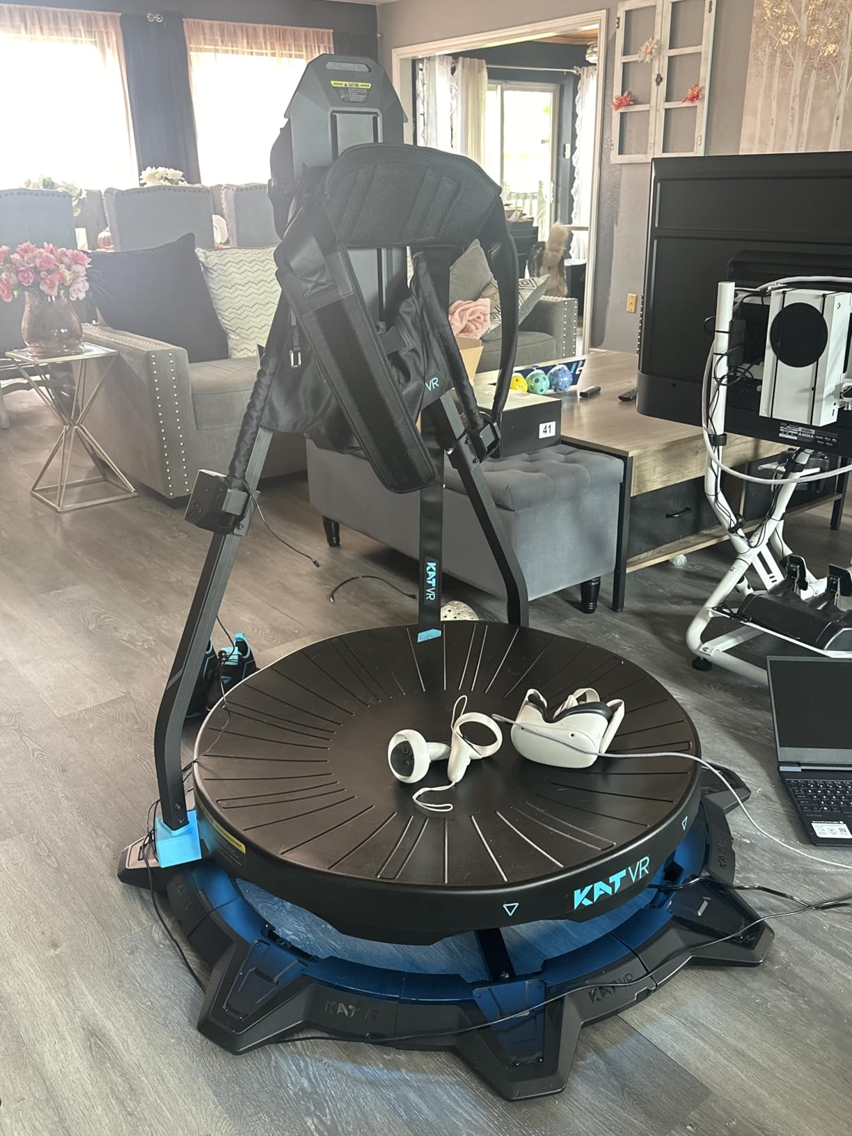 KAT Walk C2 VR Series | 360° Omnidirectional Walking Pad & Accessories for Immersive VR Gaming & Fitness | Compatible with SteamVR, Quest, Oculus | Plus E | US Size 13 customer photo 3