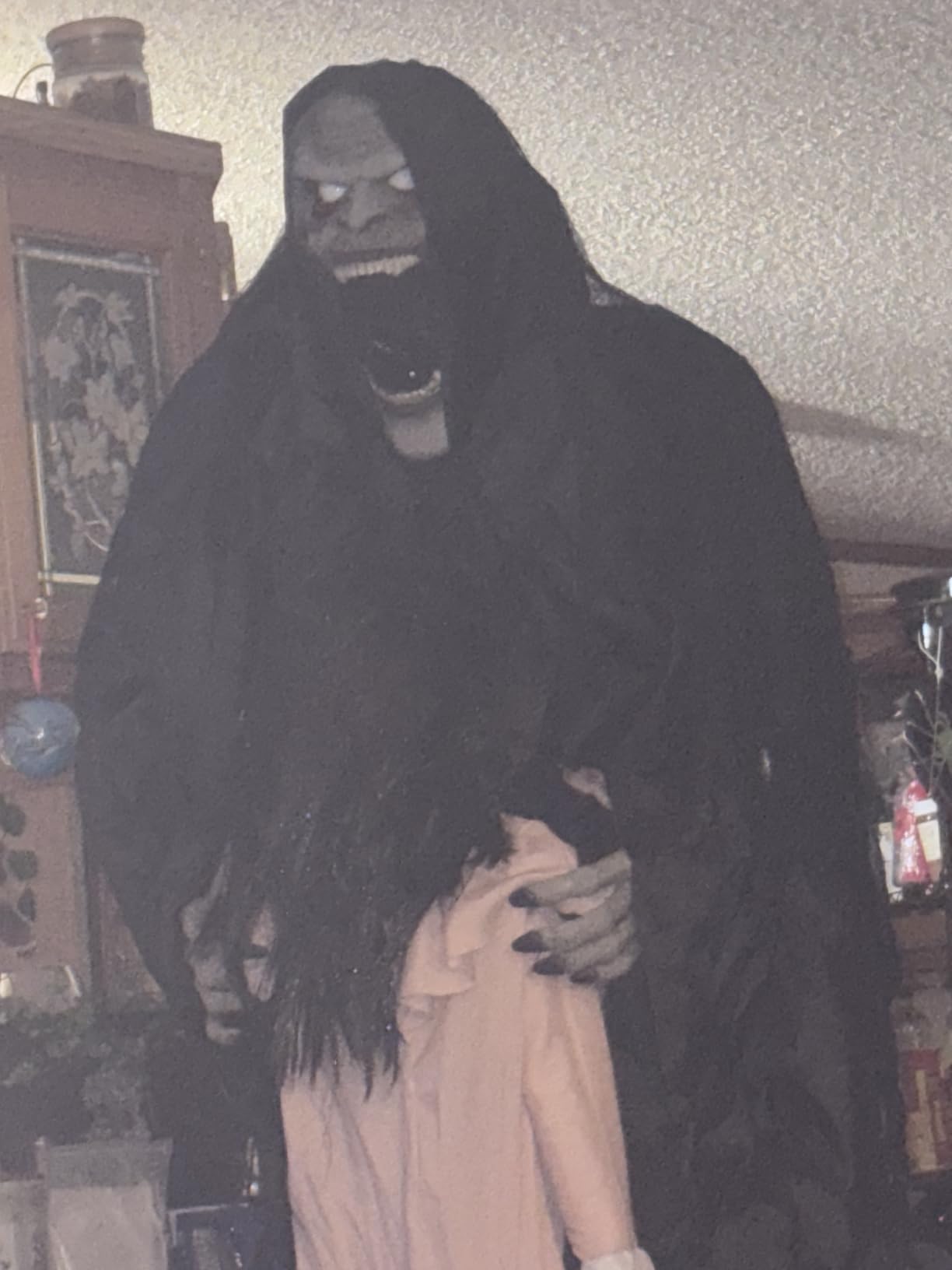 Haunted Hill Farm 6.5-Ft Animatronic I Scream Clown by Tekky, Halloween Animatronic with Motion-Activated Lights & Sound customer photo 2