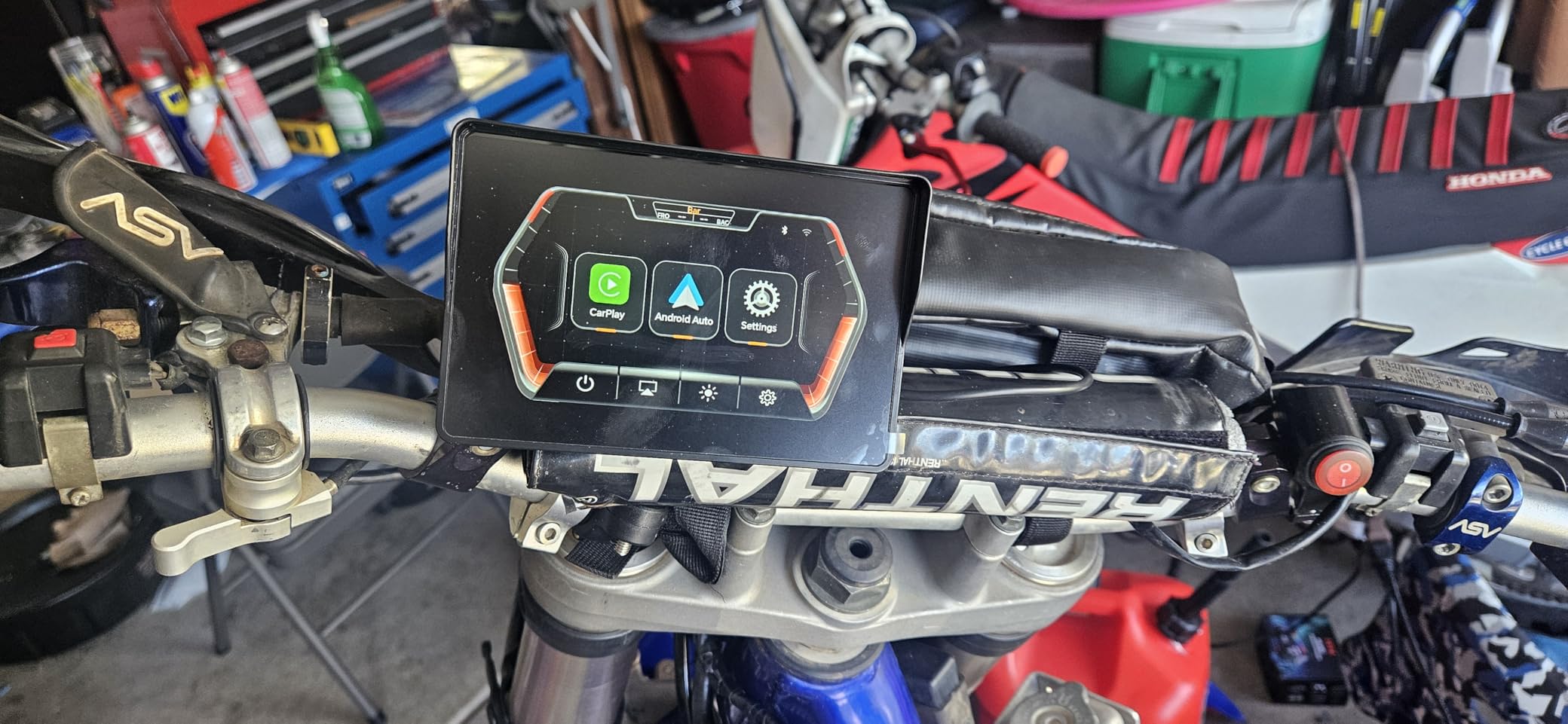WonVon 5 Inch Motorcycle Carplay GPS Navigation System with Apple Carplay and Android Auto Portable Screen with Dual Bluetooth, Navigation, Siri, Google Assistant (Not Included TPMS) customer photo 2