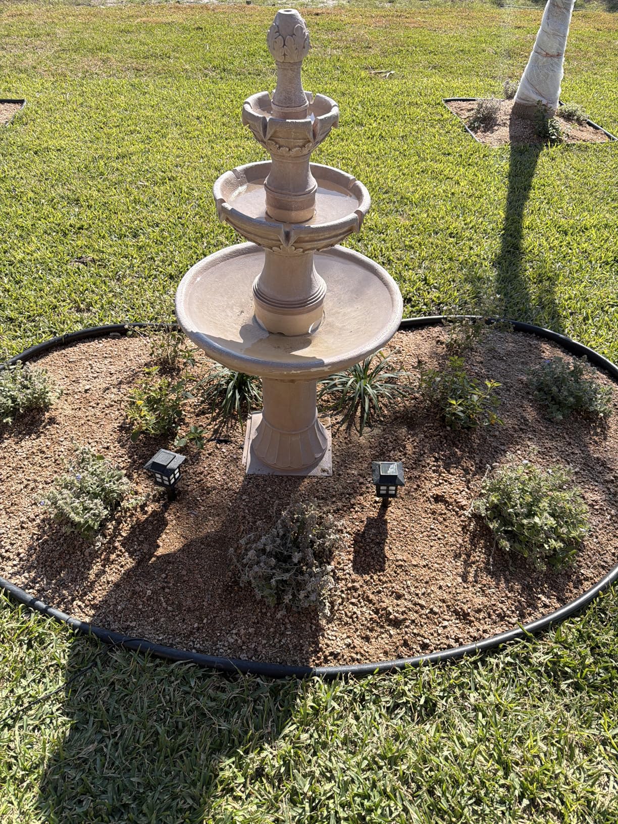 MAGIC UNION Outdoor Solar Water Fountains, 48.4''H Italian Style Garden Fountains and Waterfalls Outside, 3-Tier Large Bubbler Cascading Water Fountain with Pump and Solar Panel for Home Yard Decor customer photo 1