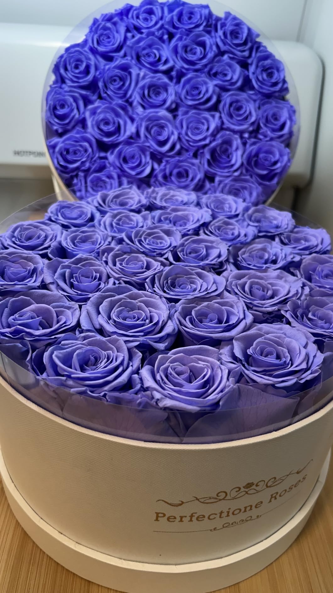 Luxury Preserved Roses Gifts for Women, 100 Roses in Velvet Box, Flowers for Delivery, Presereved Flowers Birthday Gifts for Her Mom and Wife customer photo 2