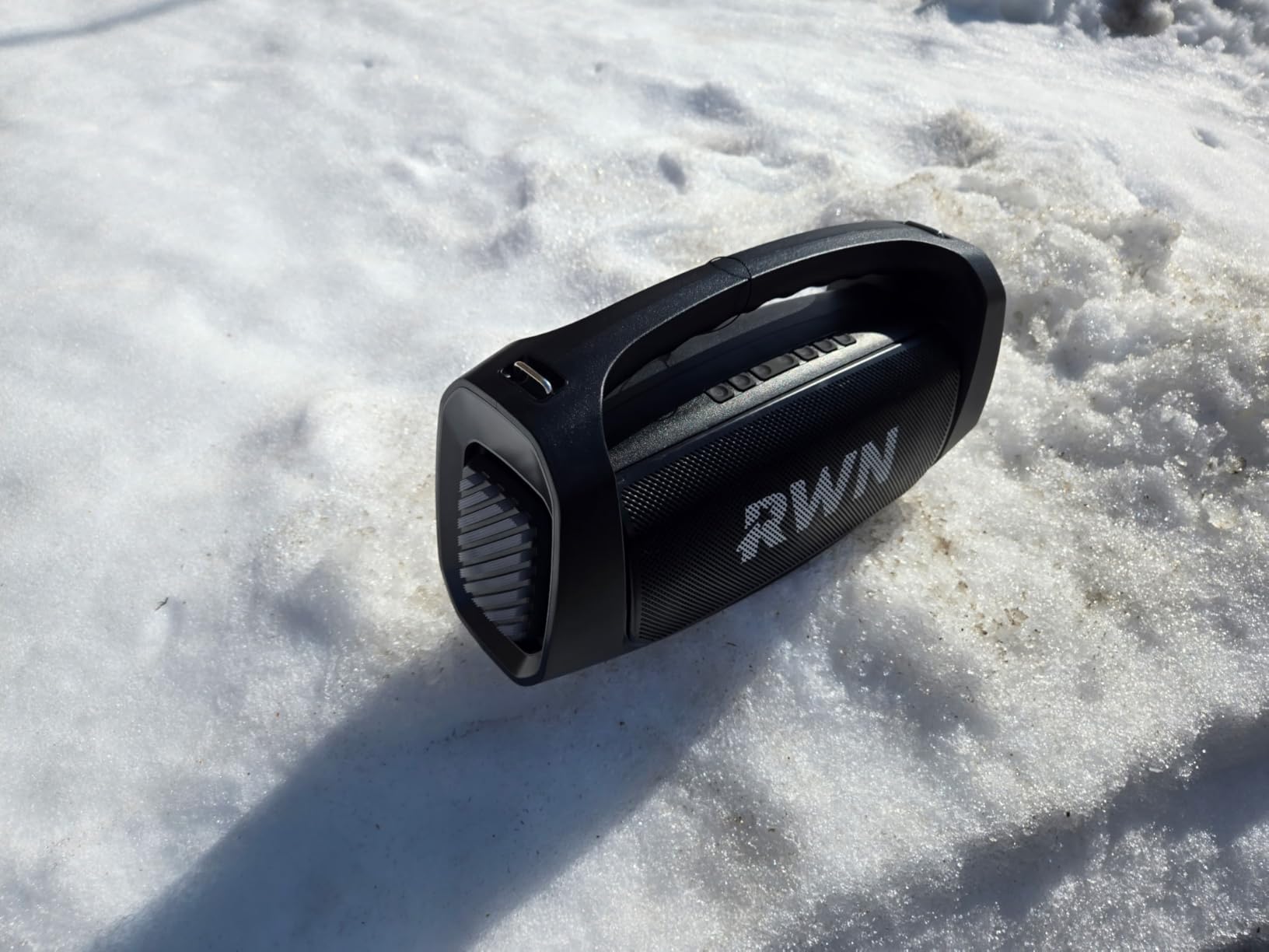 RWN Outdoor Bluetooth Speaker: 160W Loud Sound, IP67 Waterproof with 24H Playtime, Fast Charge, Bass, TWS, Portable Wireless Speakers with Light Show for House, Party, Projector, Beach (Black) customer photo 1