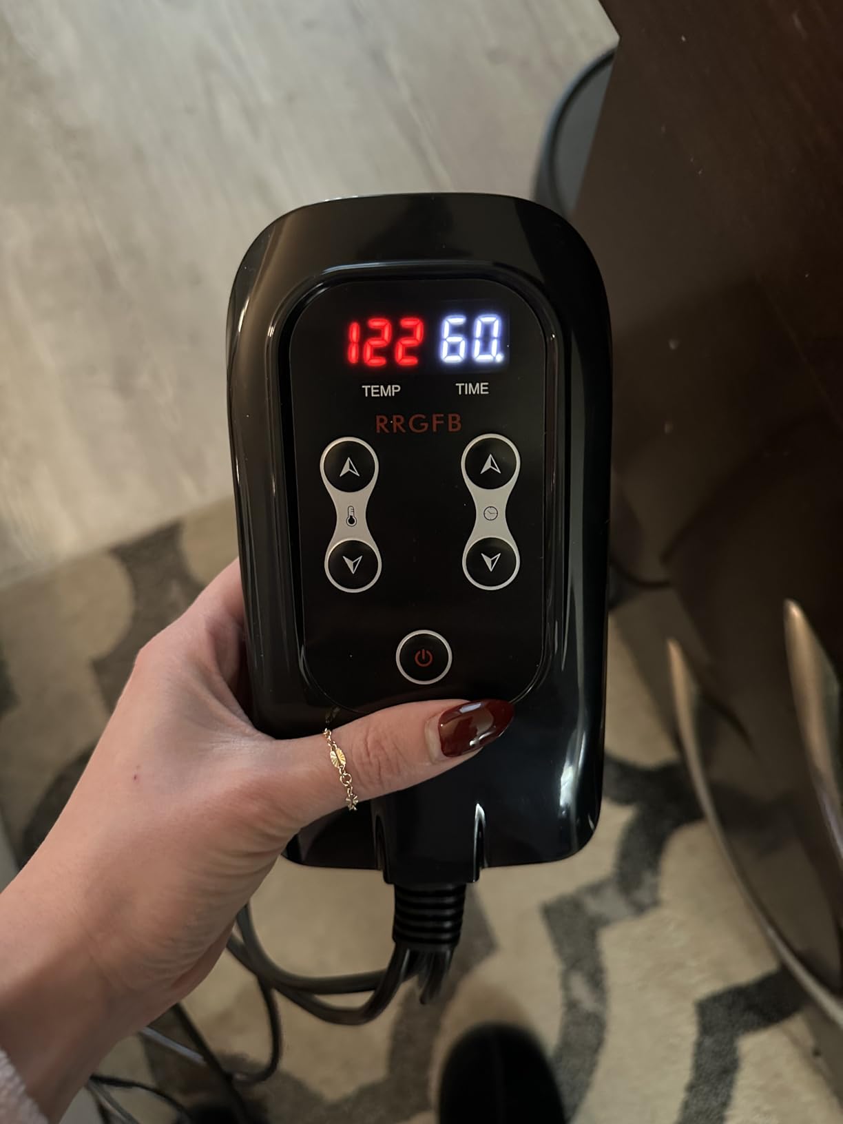 Infrared Sauna Blanket, Durable PU Leather Cover Detox & Relaxation at Home Adjustable Timer, Size 6 ft x 2.6 ft (Black) customer photo 3