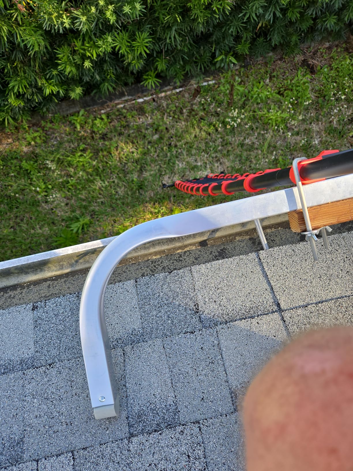 Louisville Ladder Aluminum Ladder Stabilizer, 150-Pound Load Capacity, LP-2200-00 customer photo 2
