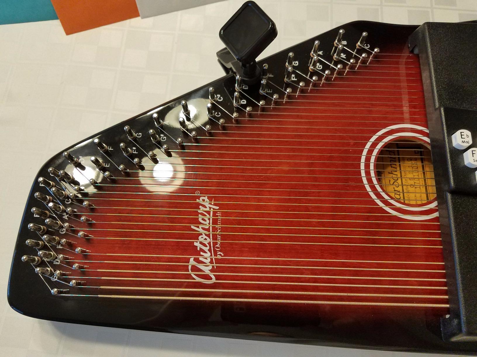 Autoharp by Oscar Schmidt 21 Chord Maple Body Autoharp customer photo 1