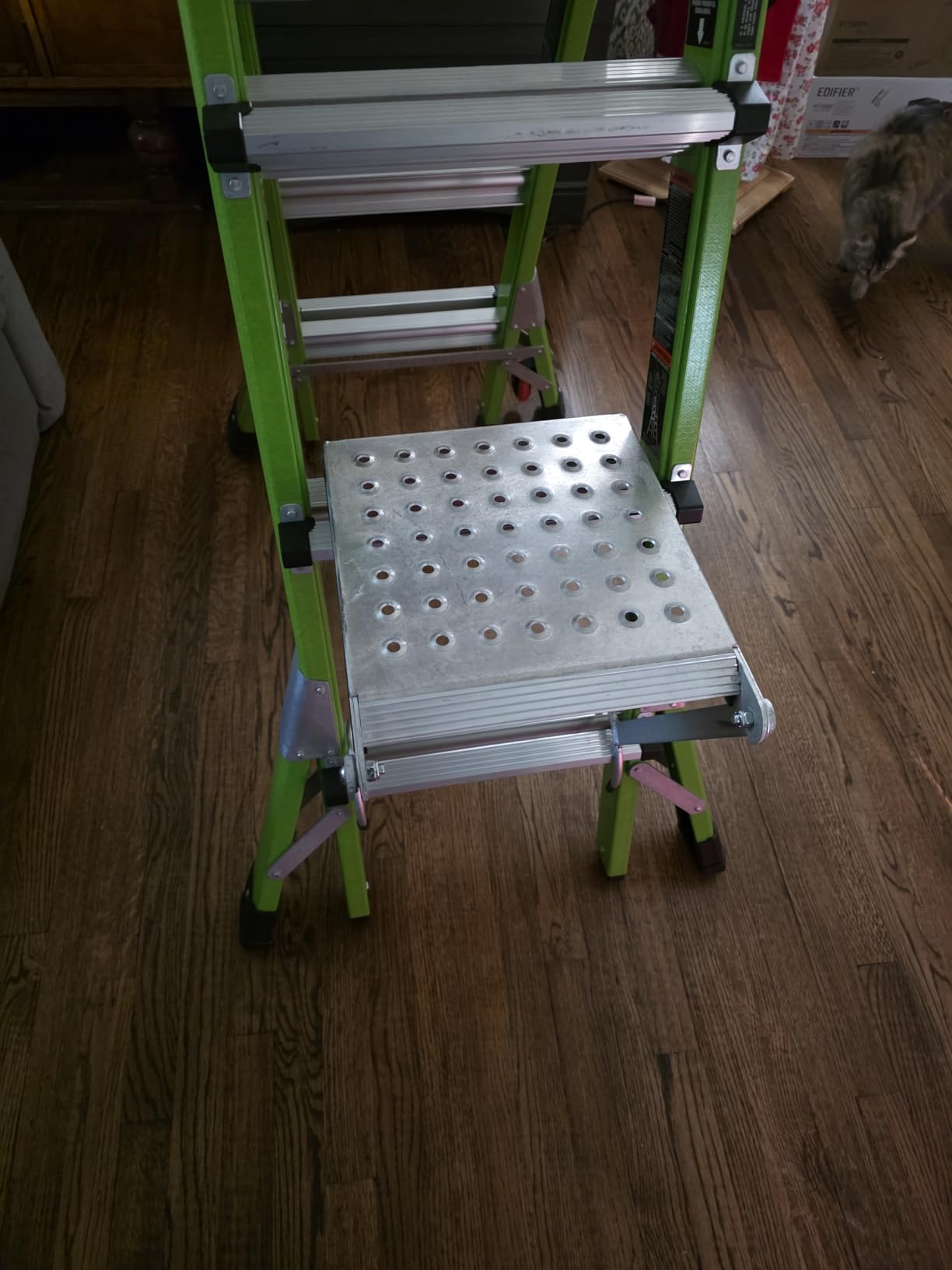 Little Giant Ladder Systems 10104 375-Pound Rated Work Platform Ladder Accessory, Silver customer photo 2