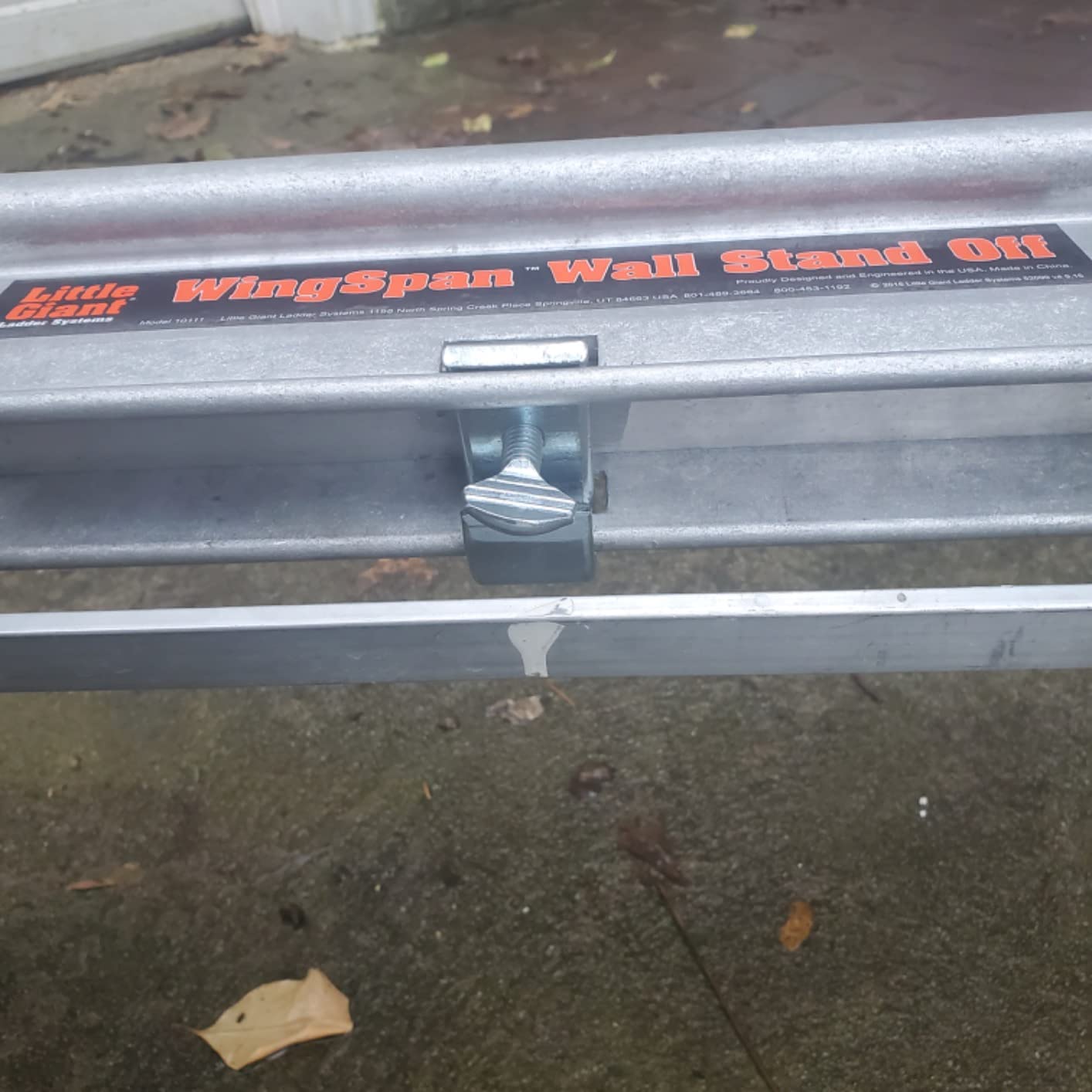 Little Giant Ladders, Wing Span/Wall Standoff, Ladder Accessory, Aluminum, (10111) customer photo 2