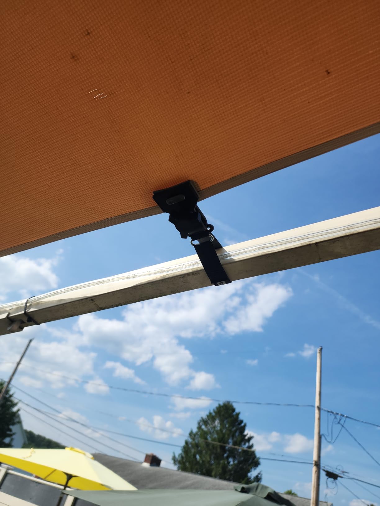 Camco RV Awning De-Flapper | 2-Inch Wide Clamp with Soft Grippers, Durable Nylon Design, 13-Inch Strap Length | 2-Pack (42061) customer photo 2