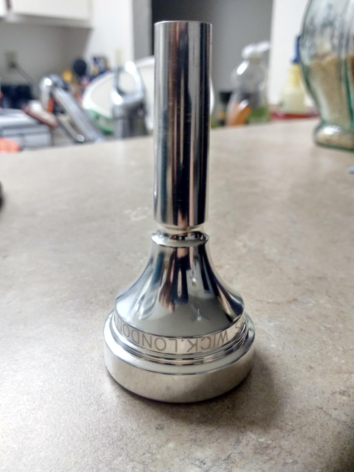 Denis Wick Classic Trombone Mouthpiece Silver Plated, 5880-4AL - Barrel Backbore for Balanced Tone & Smooth Response - Large Shank Fitting Trombone Accessory for Easy Articulation customer photo 3