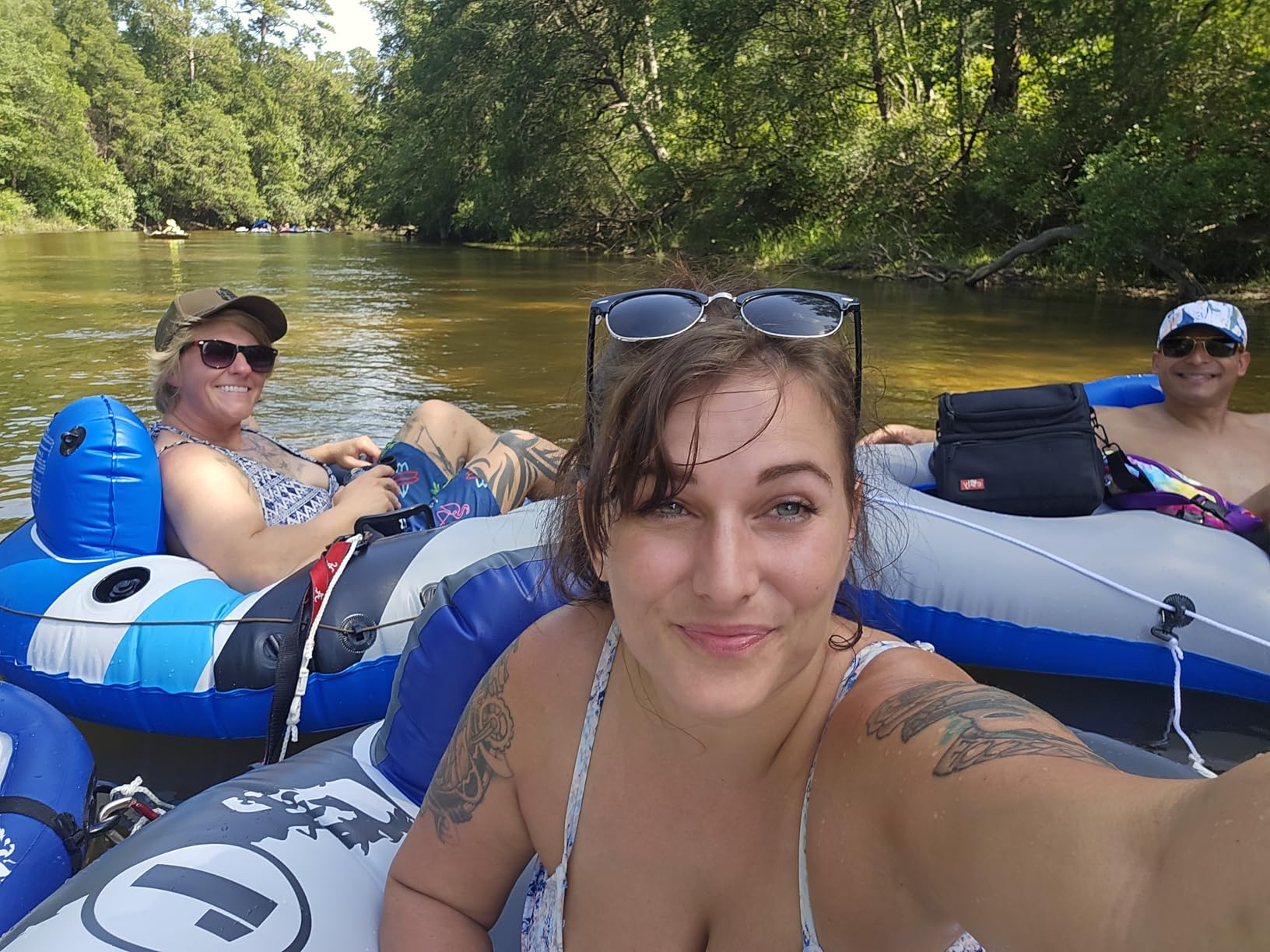 INTEX 58825EP River Run 1 Inflatable Floating Lounge: Comfortable Backrest - Built-in Cup Holders - Durable Grab Handles - All Around Grab Rope - 220lb Weight Capacity customer photo 1