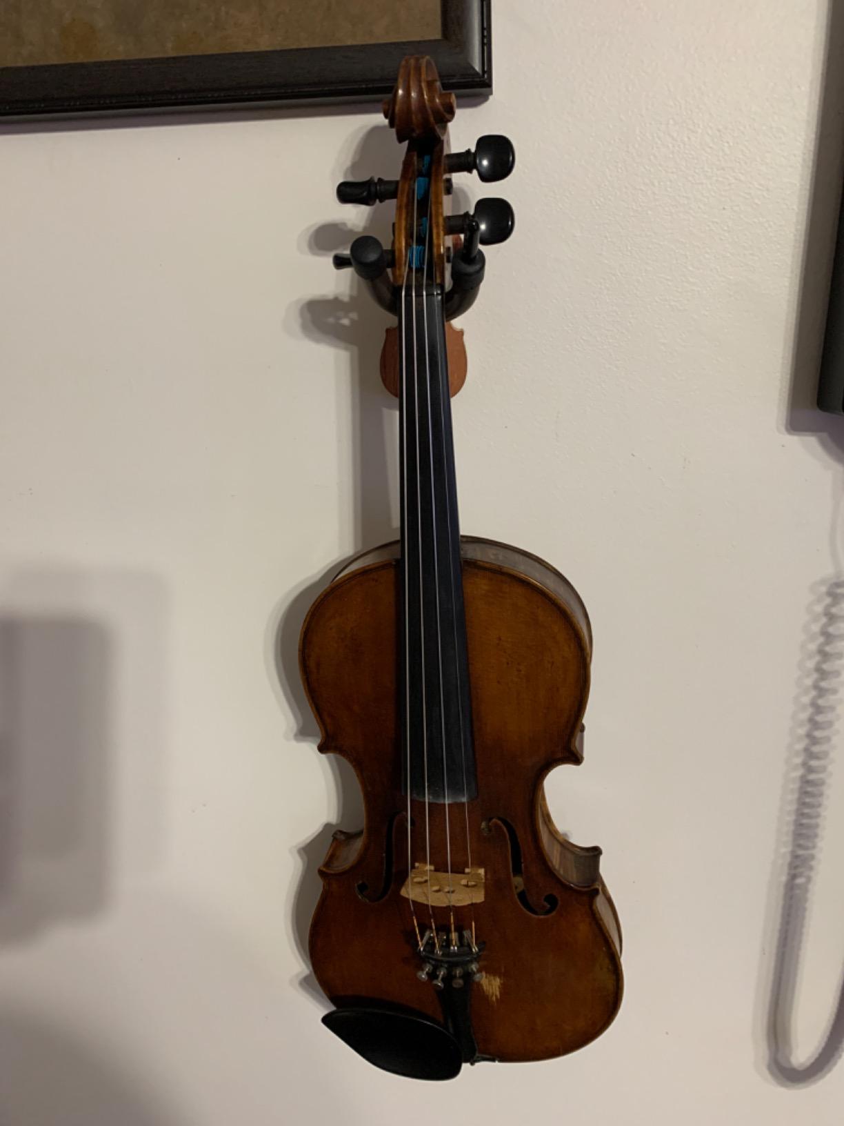 Larsen Tzigane 4/4 Violin String Set - Medium Gauge with Ball-end E customer photo 1