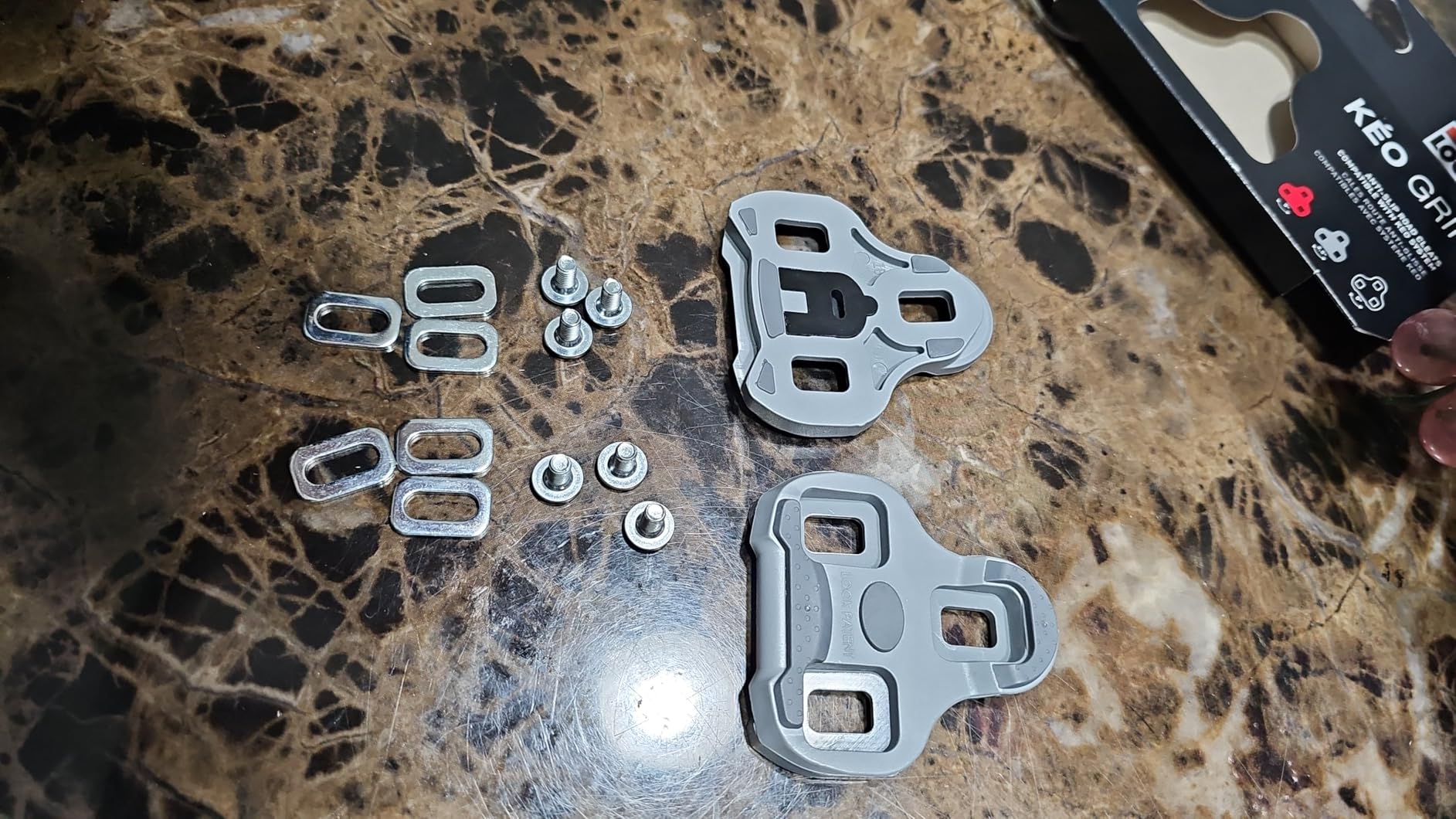 Look KEO Grip Cycling Cleats with Memory Positioner Function - Compatible with All Pedals on The Market - Anti-Slip TPU Surface customer photo 1