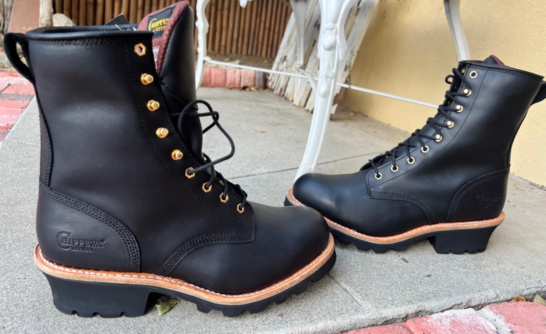 Chippewa 8-Inch Steel Toe Logger Boots for Men - Full-Grain Leather Upper Logging Boots - Vibram Outsole Slip Resistant Shoe - Removable Orthotic & Wide Insole - Steel Toe Cap customer photo 1