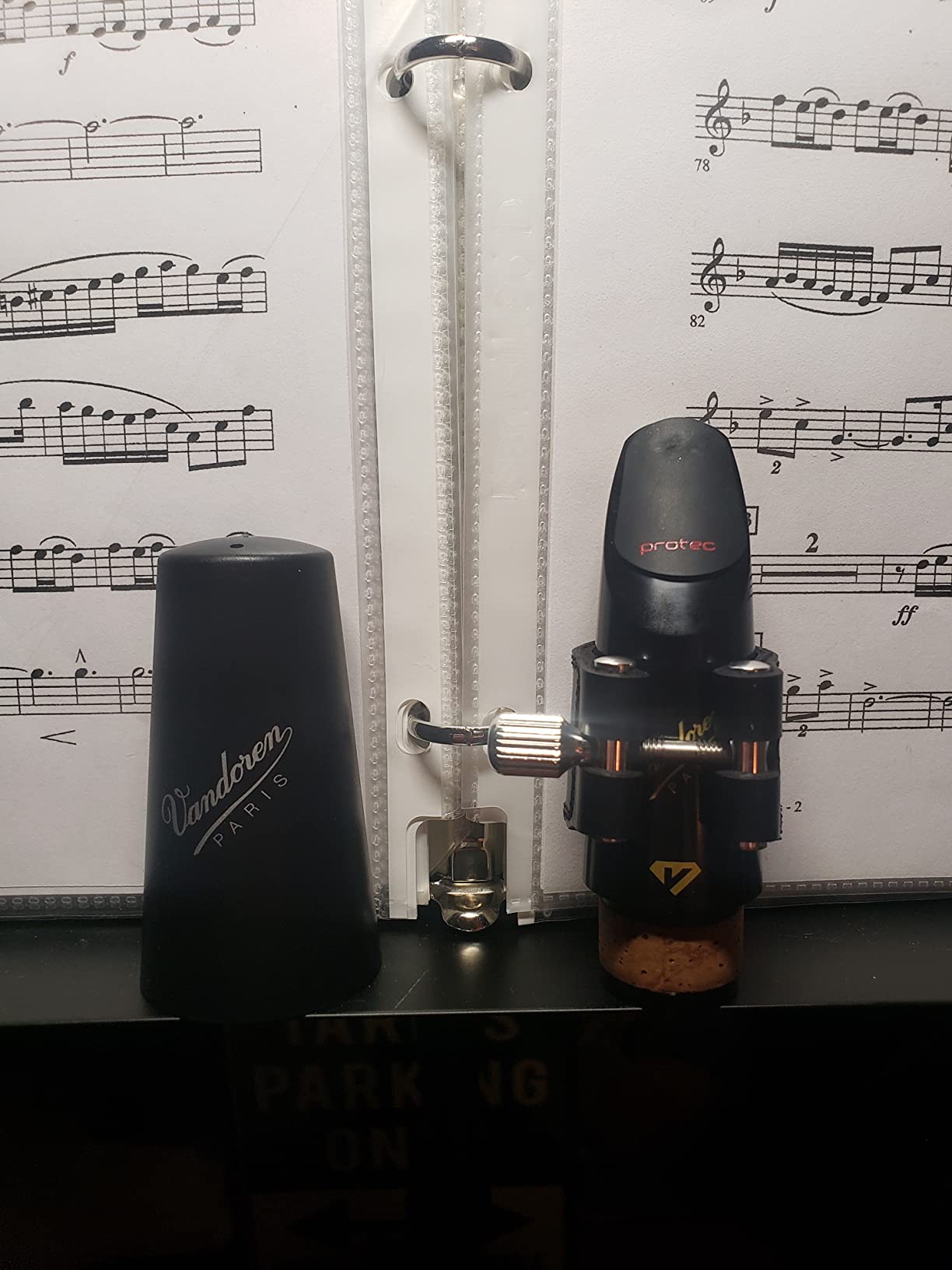 Vandoren LC27P Leather Ligature and Plastic Cap for Alto Sax with 3 Interchangeable Pressure Plates customer photo 1