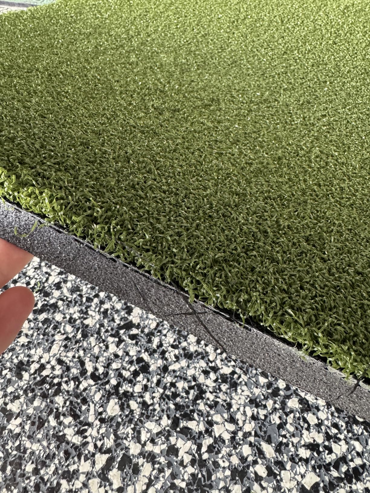 Dura-Pro Premium Turf Indoor/Outdoor Golf Mat. Bonus Tray + 3 Tees customer photo 1