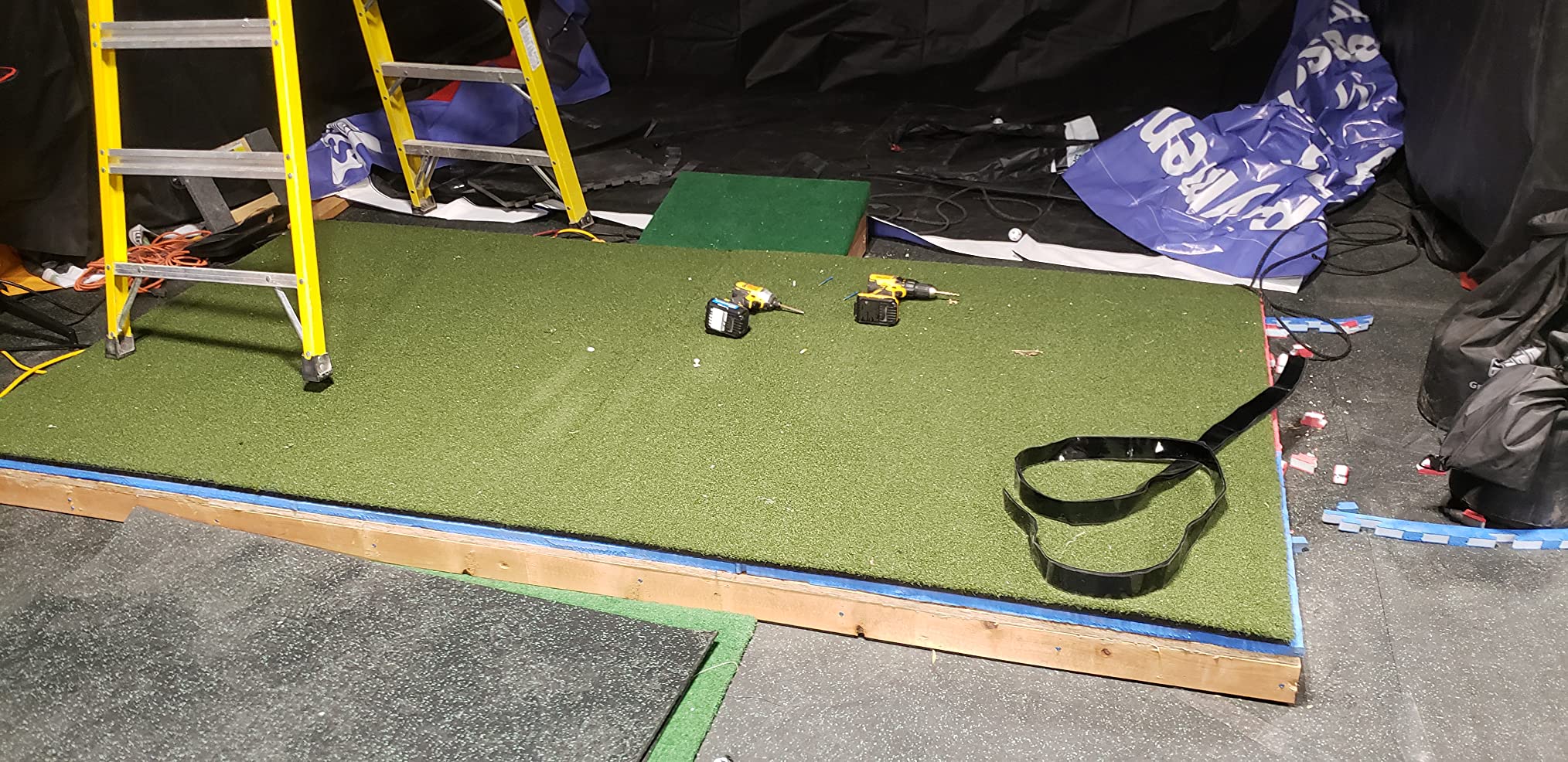 Dura-Pro Premium Turf Indoor/Outdoor Golf Mat. Bonus Tray + 3 Tees customer photo 2