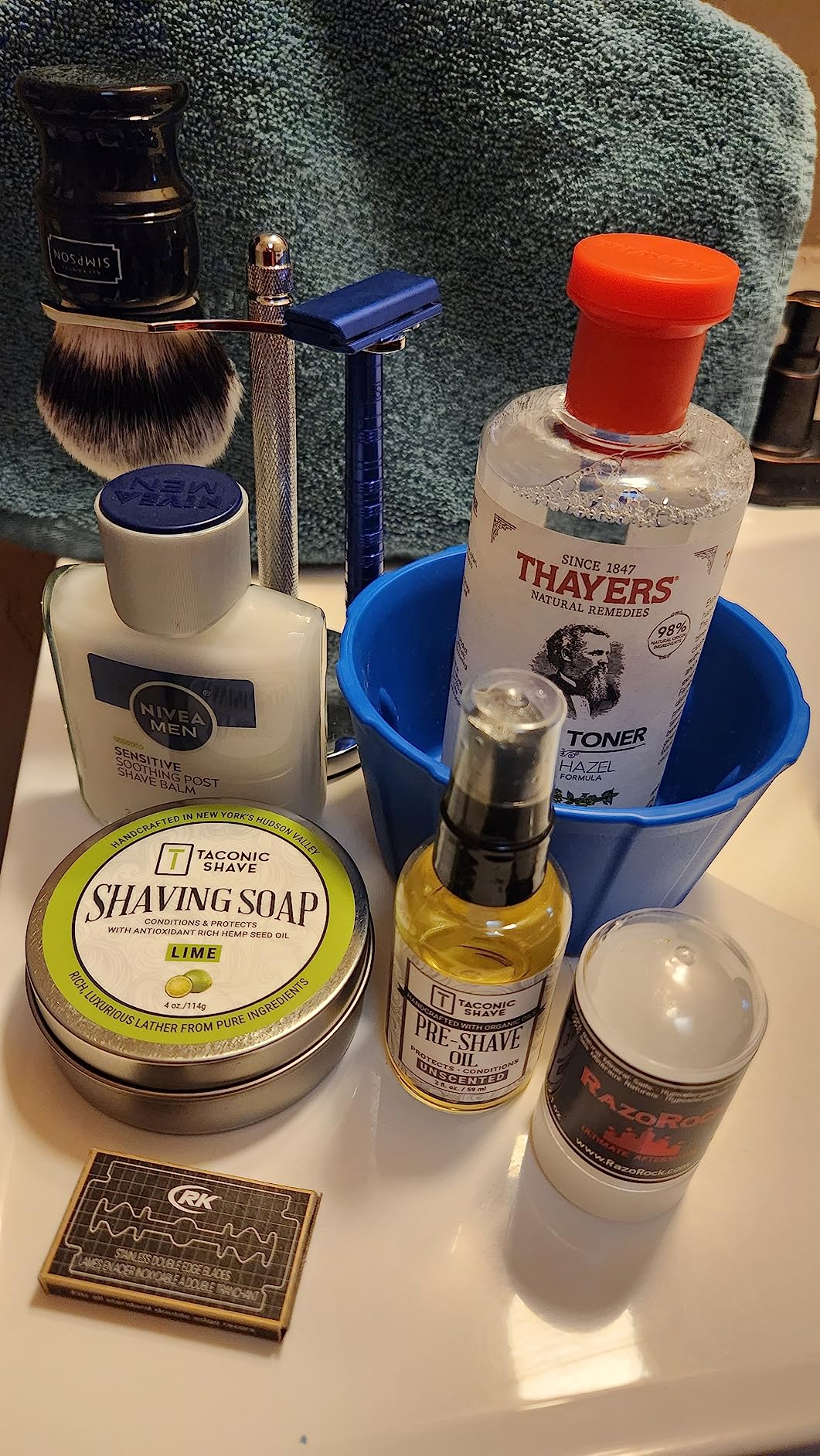 Taconic Shave Premium Natural Pre-Shave Oil (2 oz.) - Unscented - Protects Against Irritation and Razor Burn customer photo 1