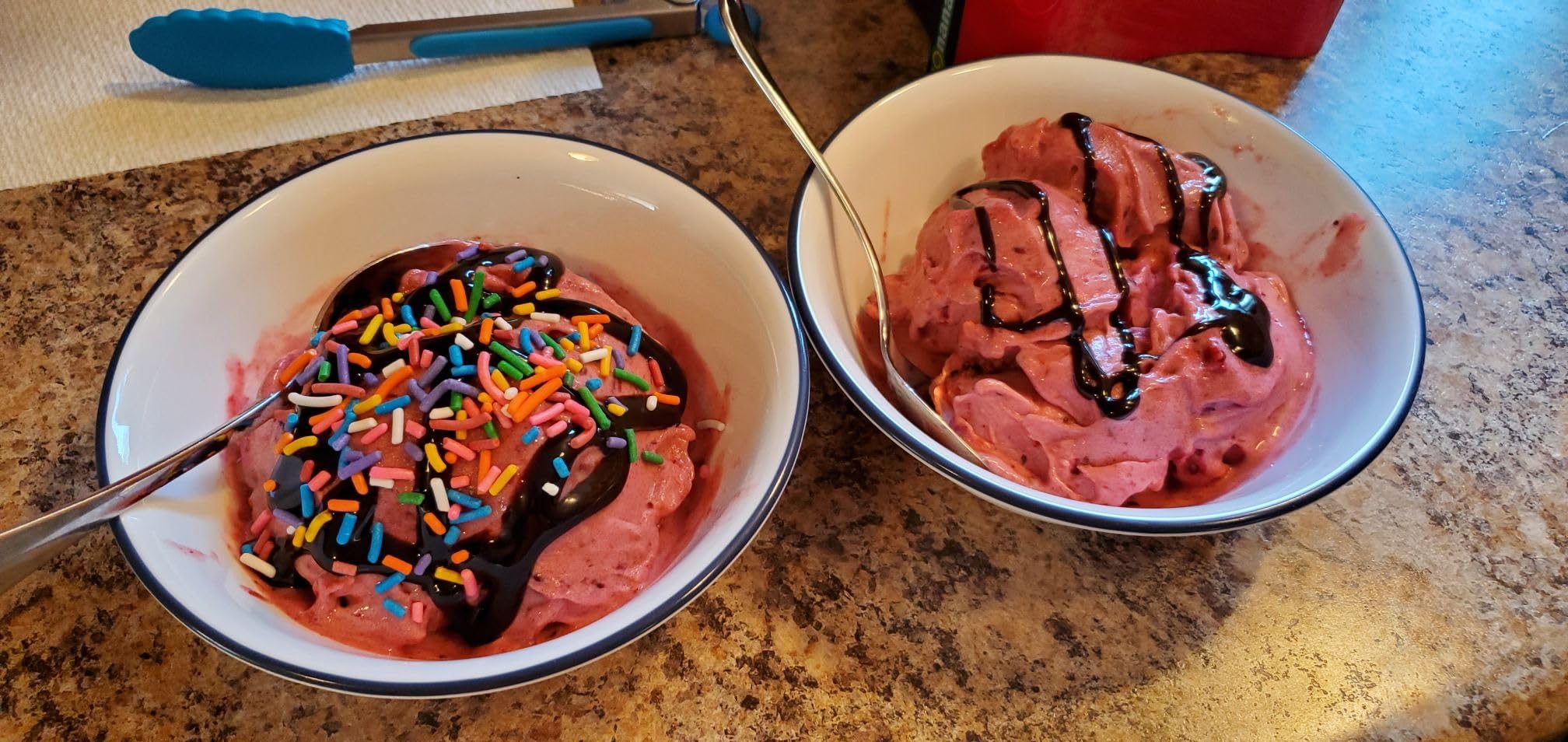 Yonanas Classic Frozen Fruit Soft Serve Maker for Healthy Vegan and Dairy-Free Treats, 200W Silver Machine with 36 Recipes, BPA Free customer photo 1