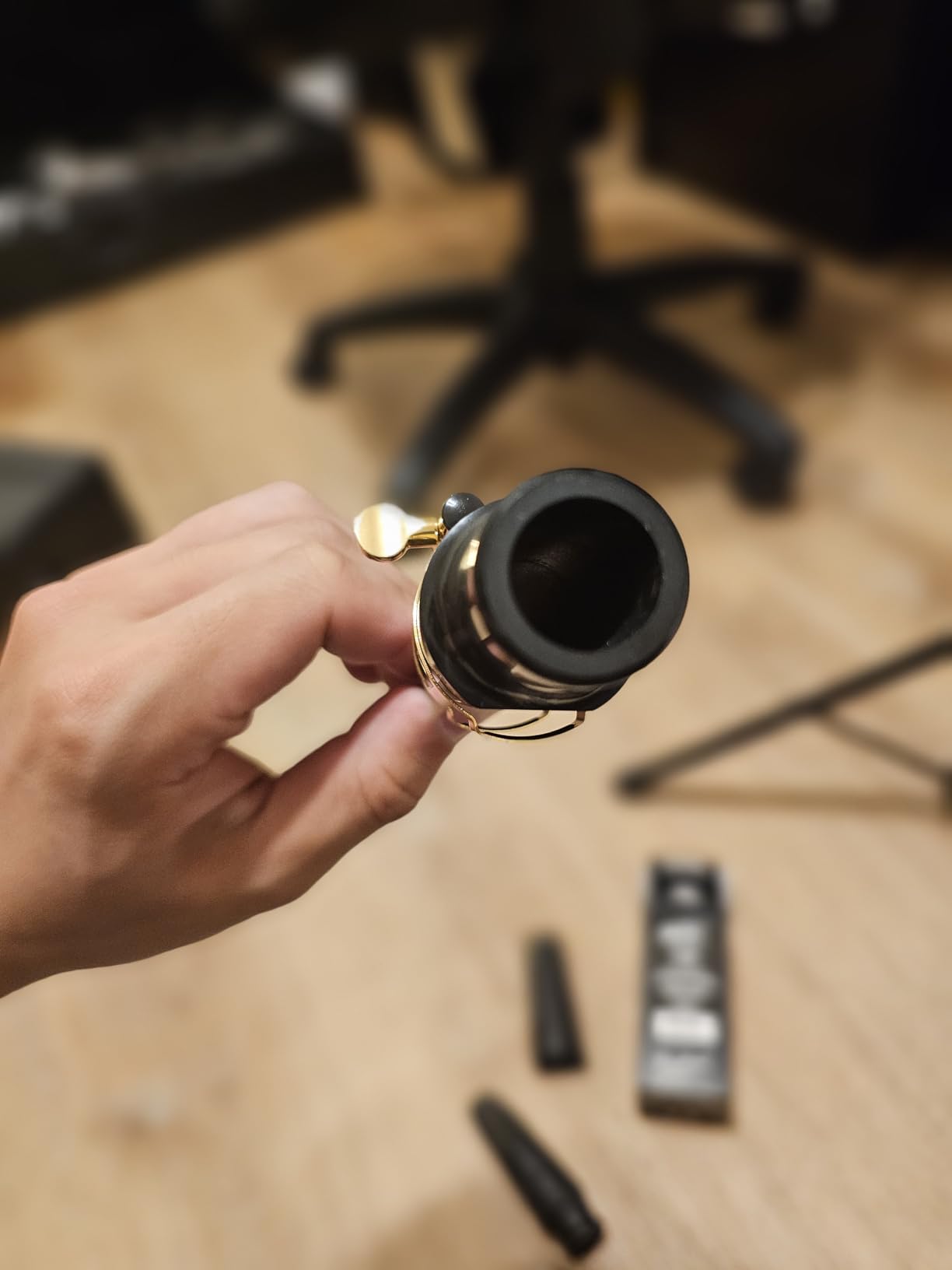 Vandoren LC58DP M/O Ligature and Plastic Cap for Tenor Saxophone; Gilded Finish customer photo 2