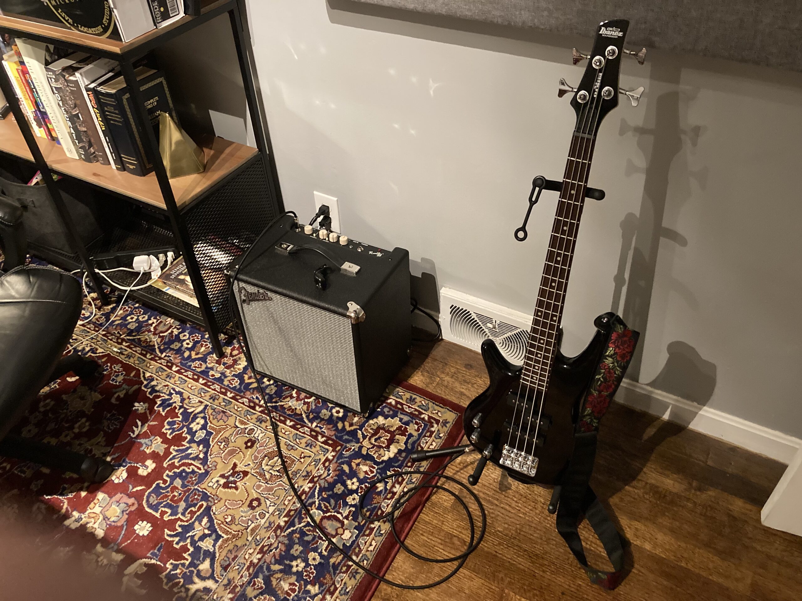 Ibanez GSRM20 Mikro Left-Handed Bass Guitar customer photo 1