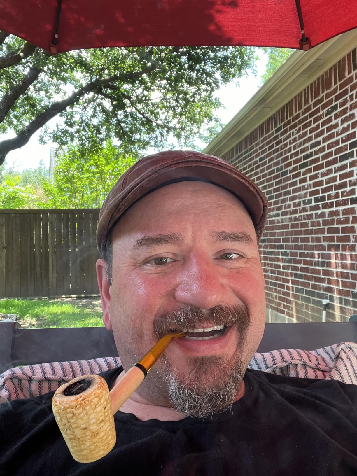 Missouri Meerschaum - Legend Corn Cob Tobacco Pipe - 5th Avenue, Bent Bit customer photo 1
