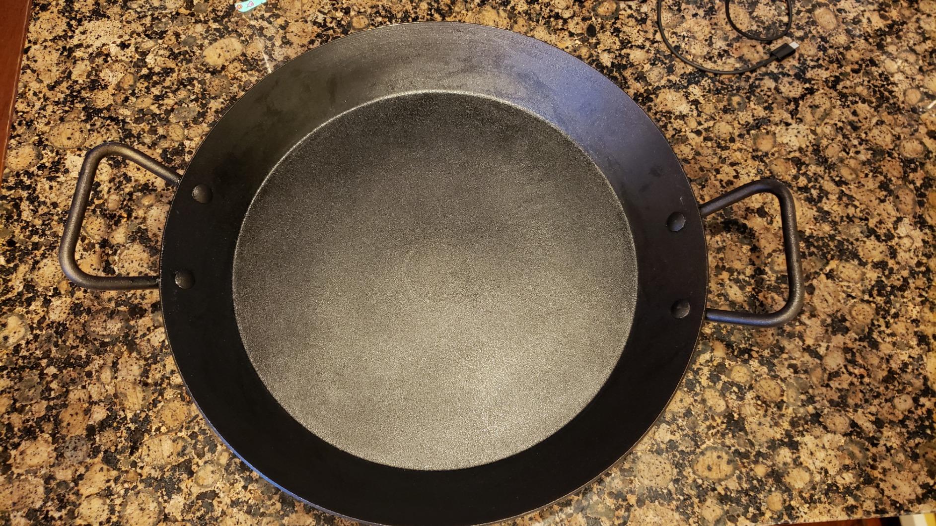 Lodge Pre-Seasoned Carbon Steel Skillet - 15 Inch customer photo 2