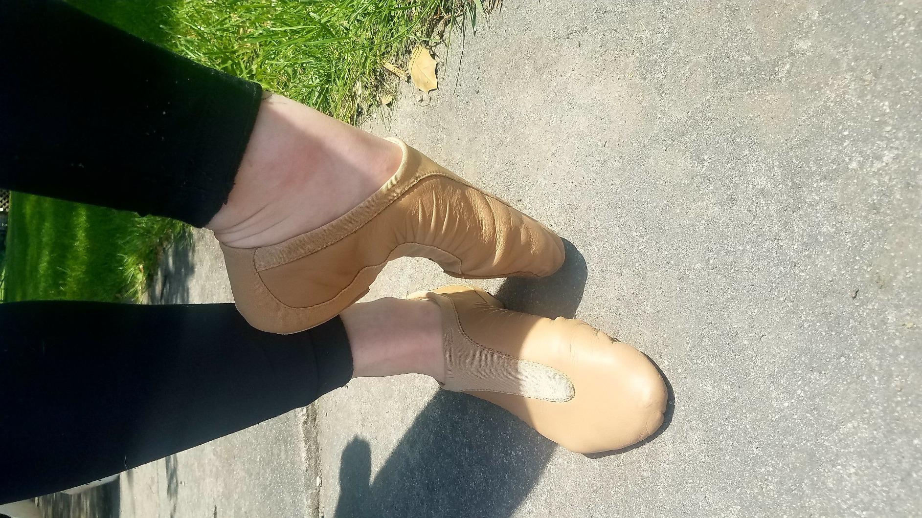 Bloch Women's Pulse Leather and Neoprene Split Sole Jazz Shoe customer photo 1