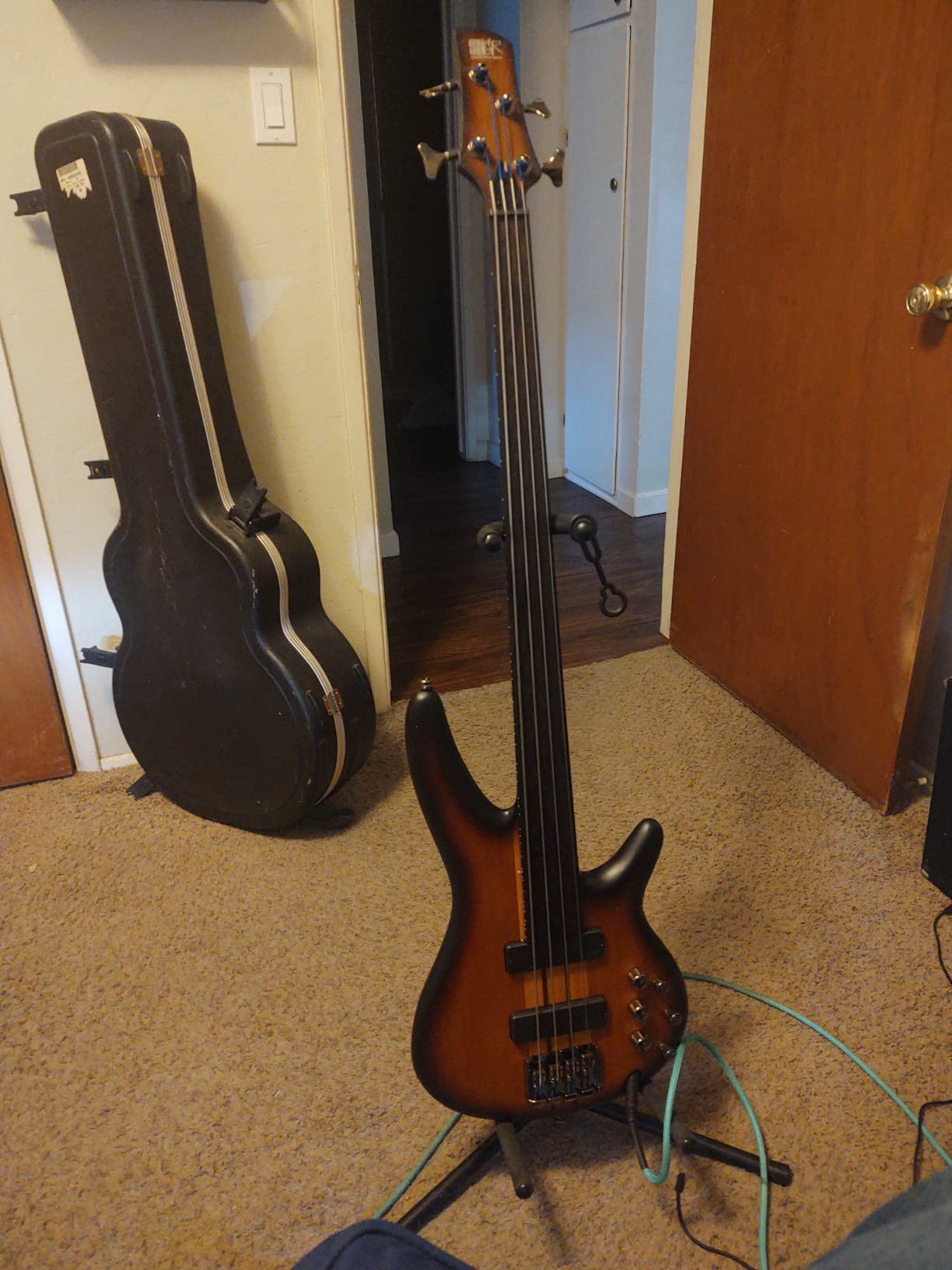 Ibanez Workshop SRF700 - Brown Burst Flat, Fretless customer photo 1