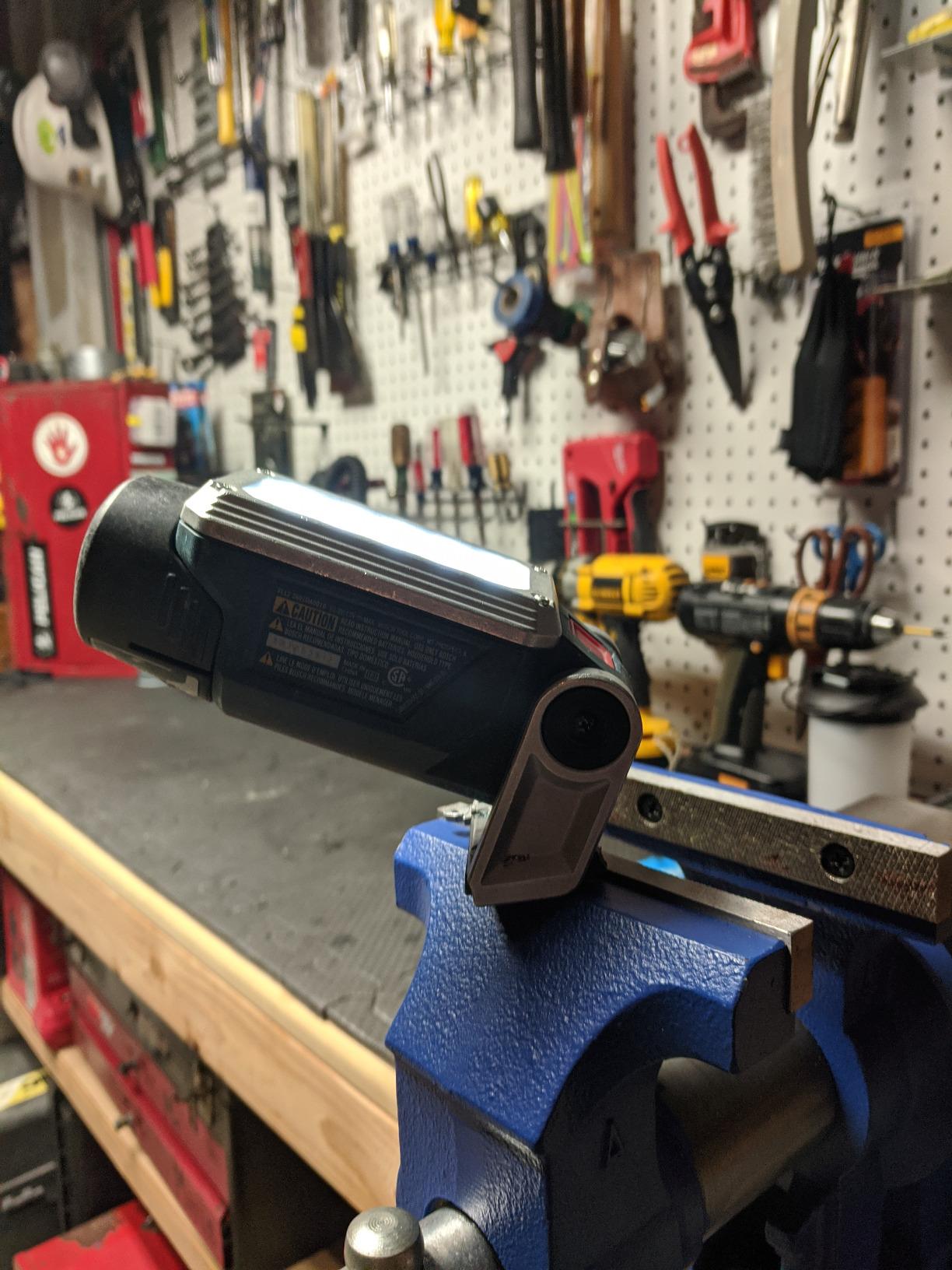 Bosch 12V Max LED Worklight (Bare Tool) FL12 customer photo 2