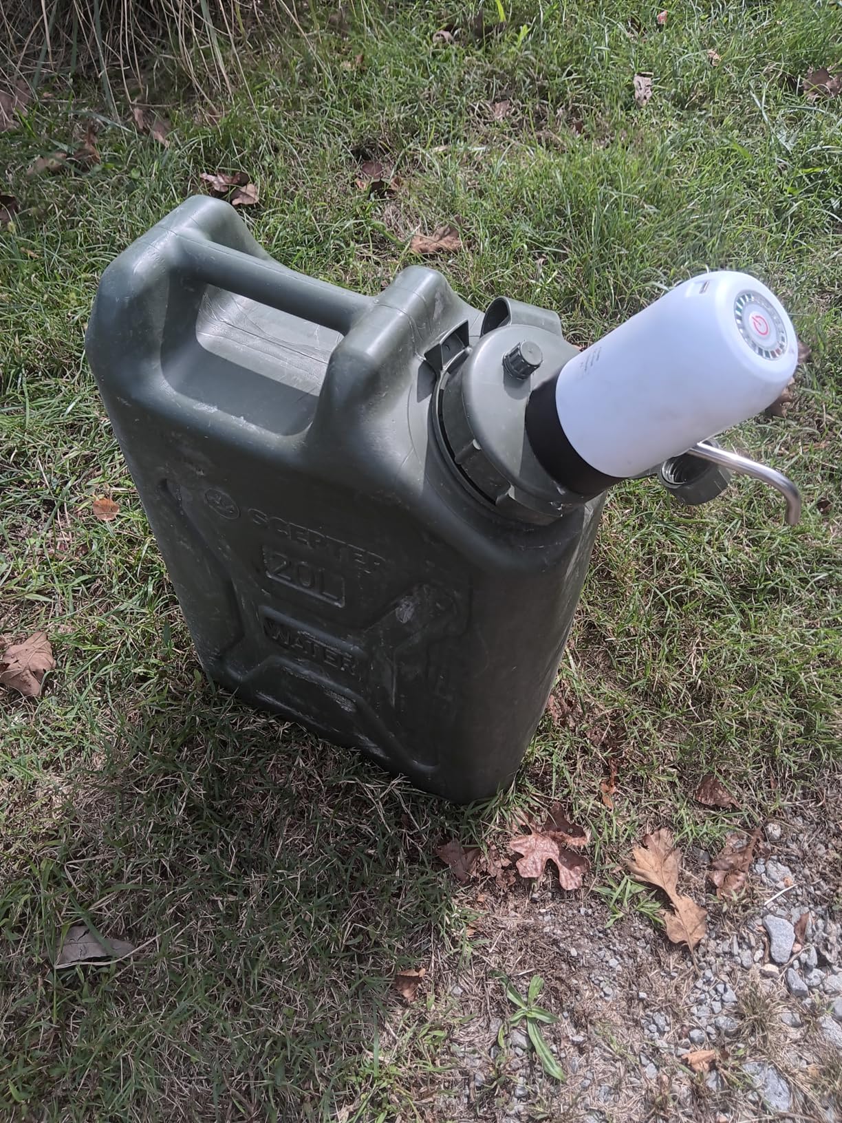 Portable Military Style Water Container for Camping & Outdoors, 5 Gallon, Green - Heavy-Duty Plastic Beverage and Hydration Dispenser for Outdoor Trip customer photo 1