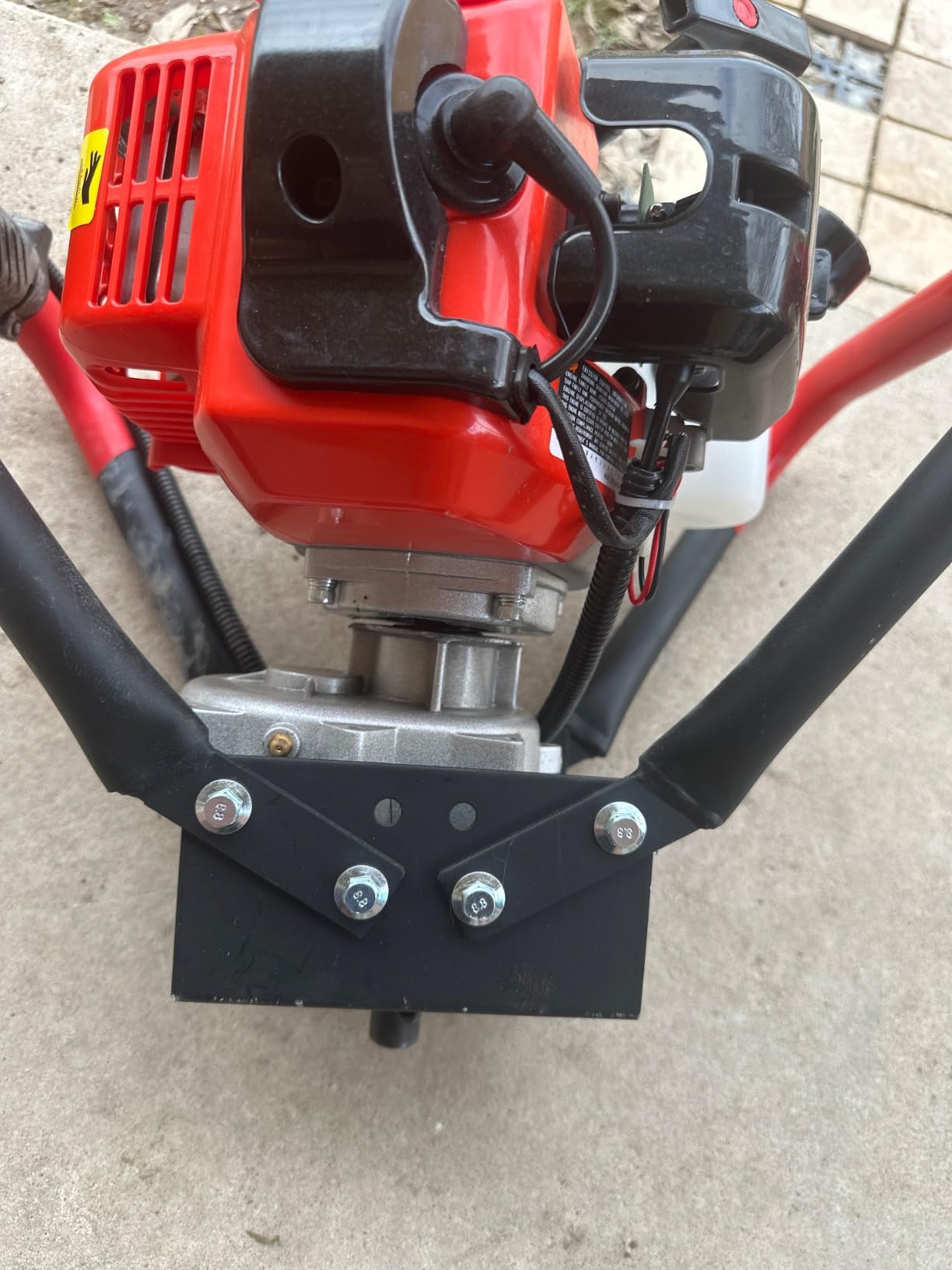 XtremepowerUS 2.3HP Post Hole Digger V-Type Gasoline 2-Stroke 55cc Auger Earth Fence Hole Digger Digging Drill for Fence, Farmland and Garden (Powerhead Only) customer photo 2