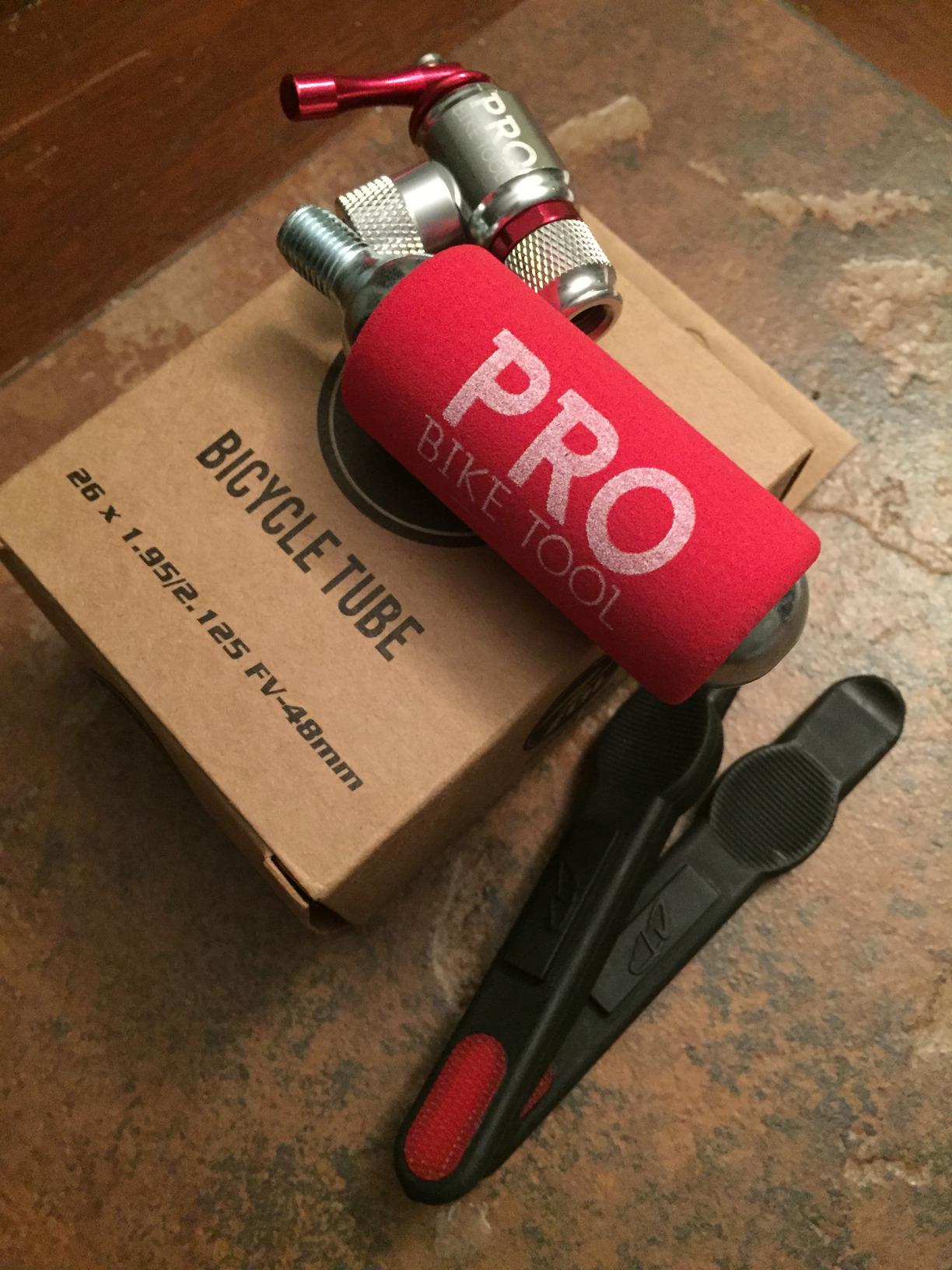 Pro Bike Tool CO2 Inflator Quick & Easy - Presta & Schrader Valve Compatible - Bicycle Tyre Pump for Road & Mountain Bikes - Insulated Sleeve - No CO2 Cartridges Included customer photo 2