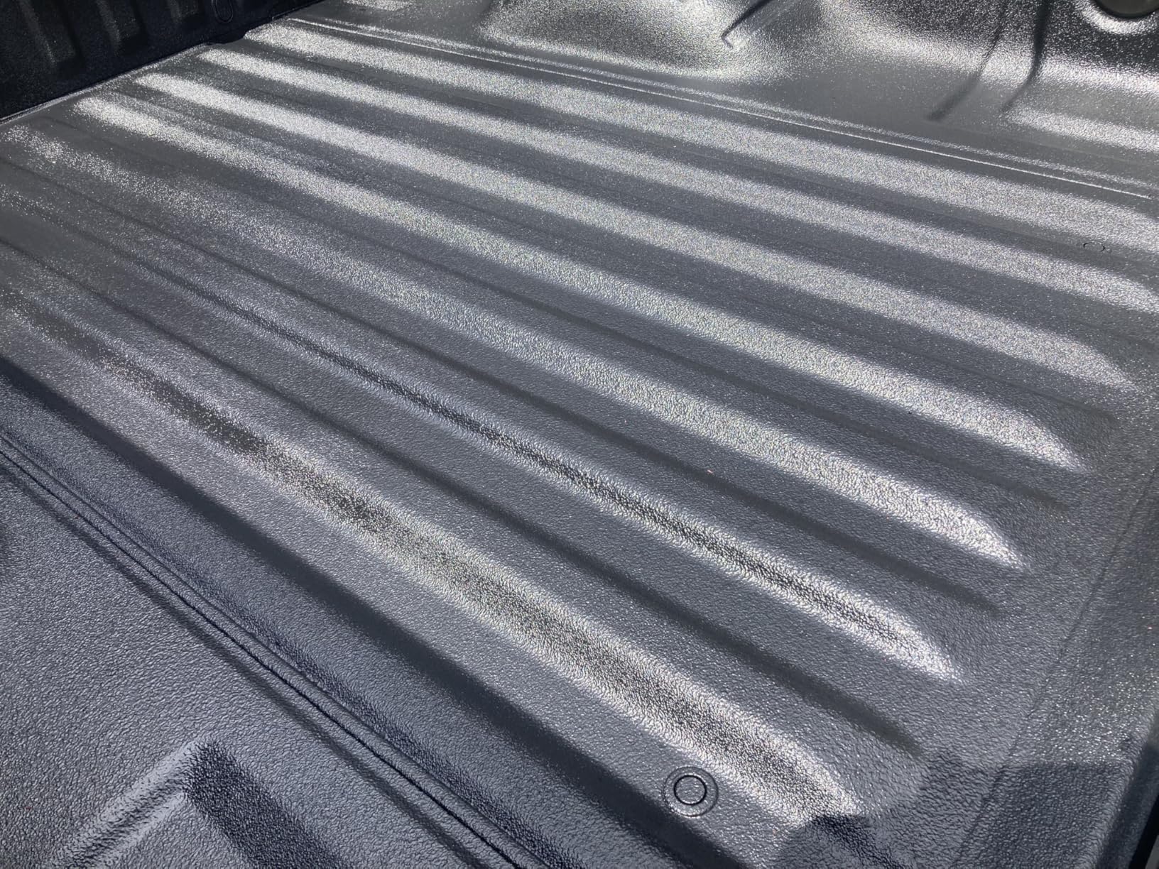 Custom Shop U-Pol Raptor Black Urethane Spray-On Truck Bed Liner Kit w/Free Custom Coat Spray Gun with Regulator, 4 Quarts customer photo 1