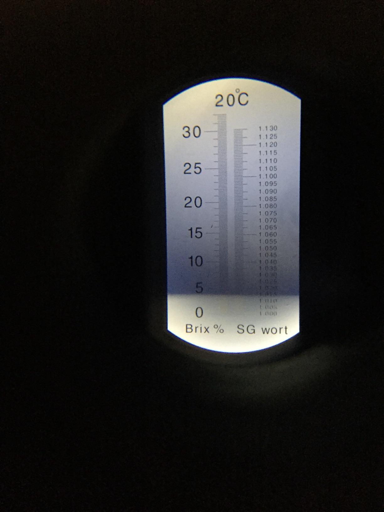 Brix Refractometer with ATC - Hobein Digital Handheld Refractometer for Beer Wine Brewing, Dual Scale-Specific Gravity 1.000-1.130 and Brix 0-32%, Hydrometer in Wine Making and Beer Brewing customer photo 2