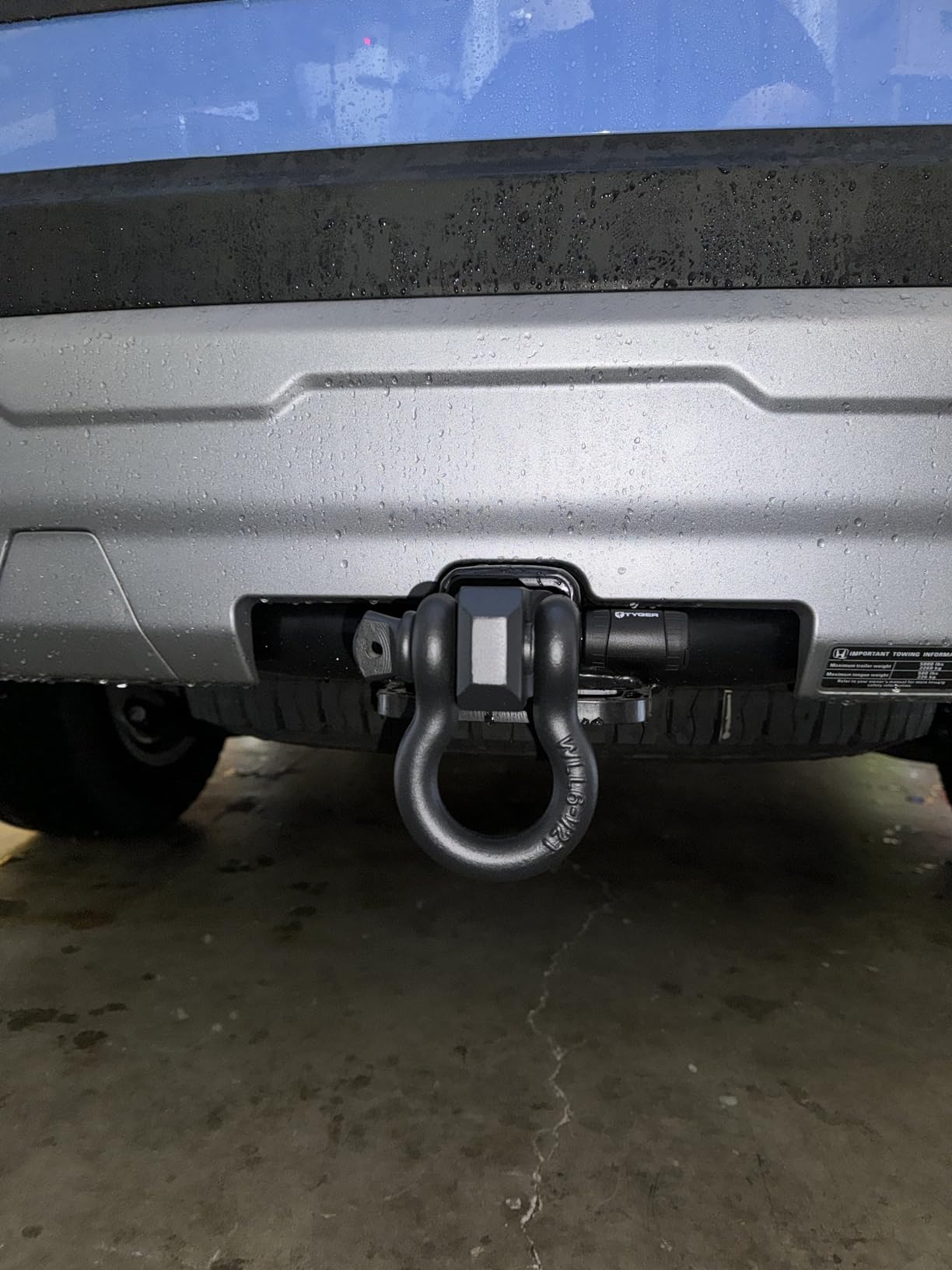 CURT 45832 D-Ring Shackle Mount Trailer Hitch, Fits 2-Inch Receiver, 13,000 lbs customer photo 1