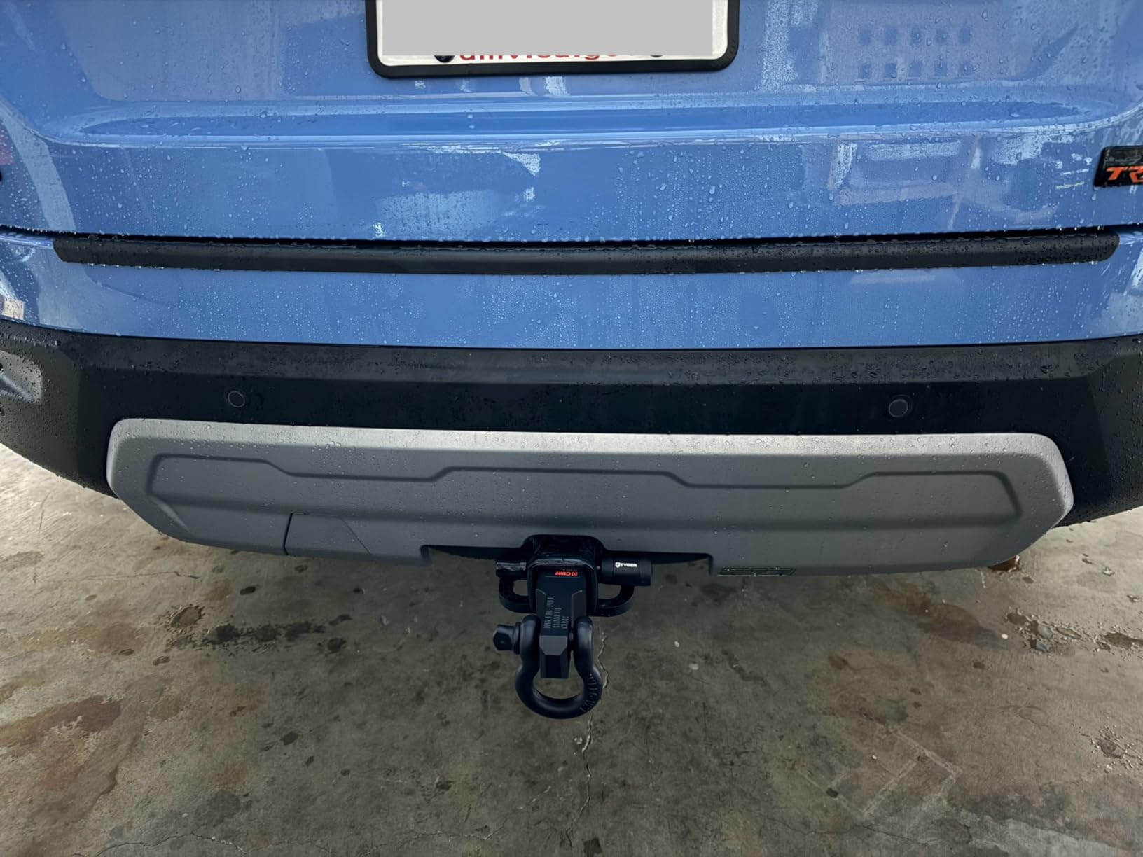 CURT 45832 D-Ring Shackle Mount Trailer Hitch, Fits 2-Inch Receiver, 13,000 lbs customer photo 2