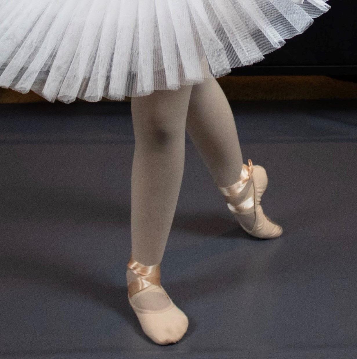 Bloch Dance Satin Ballet/Pointe Shoe Ribbon, Pink customer photo 2