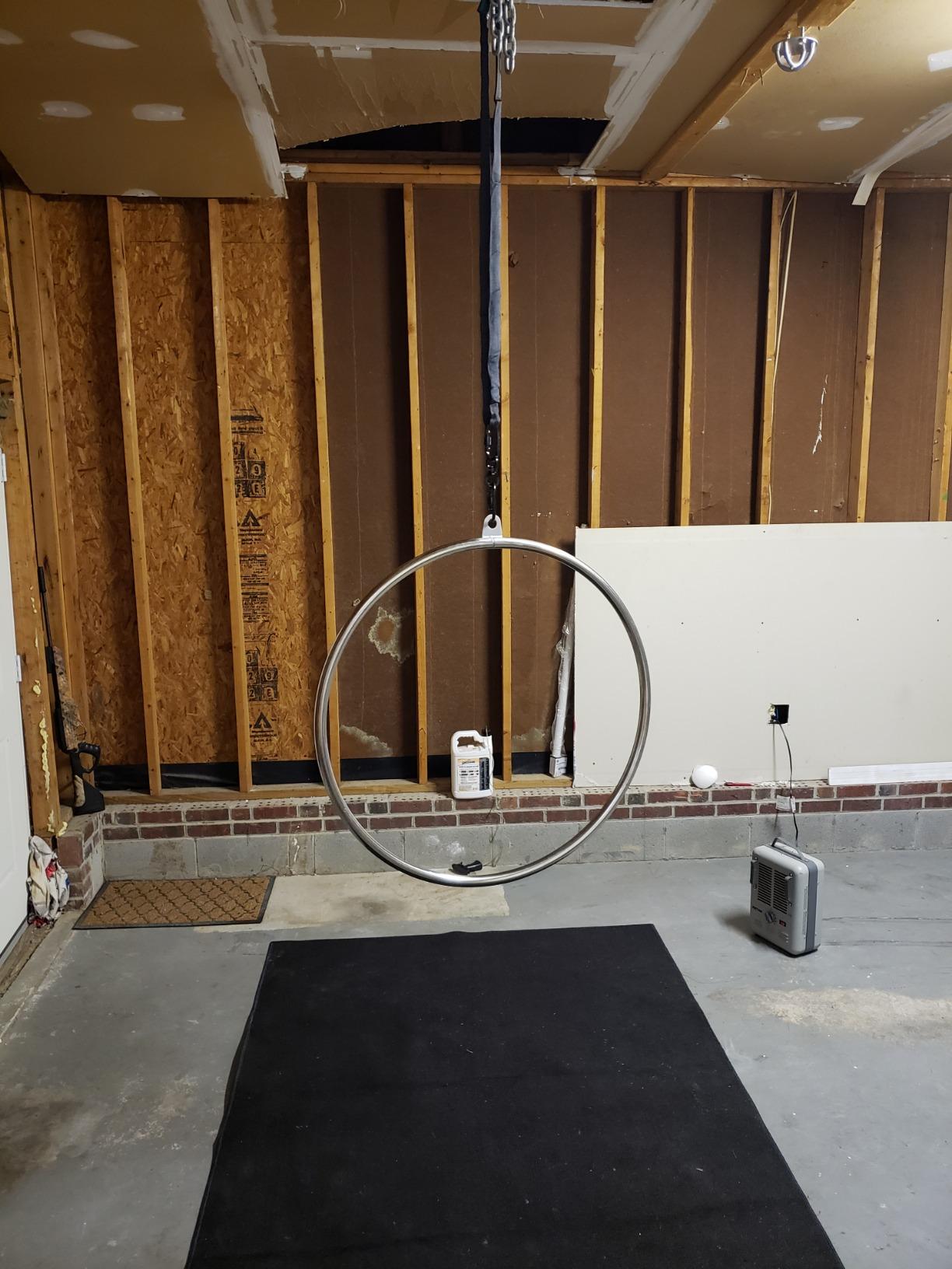 Complete Lyra Aerial Hoop Kit - Aerial Rings Equipment, Include a Stainless Steel Lyra (32mm Tube Dia) & Carabiners & Swivel & 3ft Spanset customer photo 1