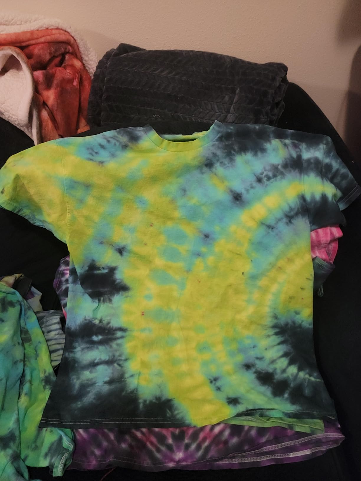 Tulip One-Step Tie-Dye Kit One-Step Tie Kit Fabric Dye, Shibori customer photo 2