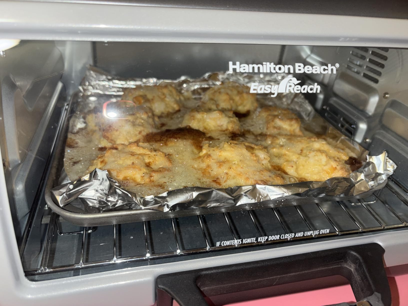 Hamilton Beach 6 Slice Convection Toaster Oven With Easy Reach Roll-Top Door customer photo 1