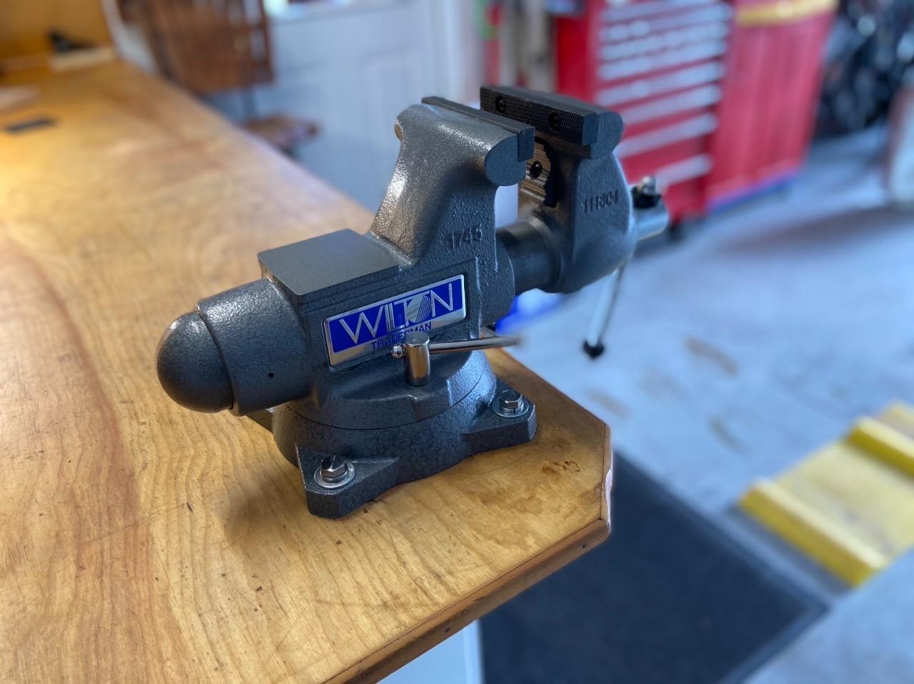 Wilton Tradesman Bench Vise, 6-1/2