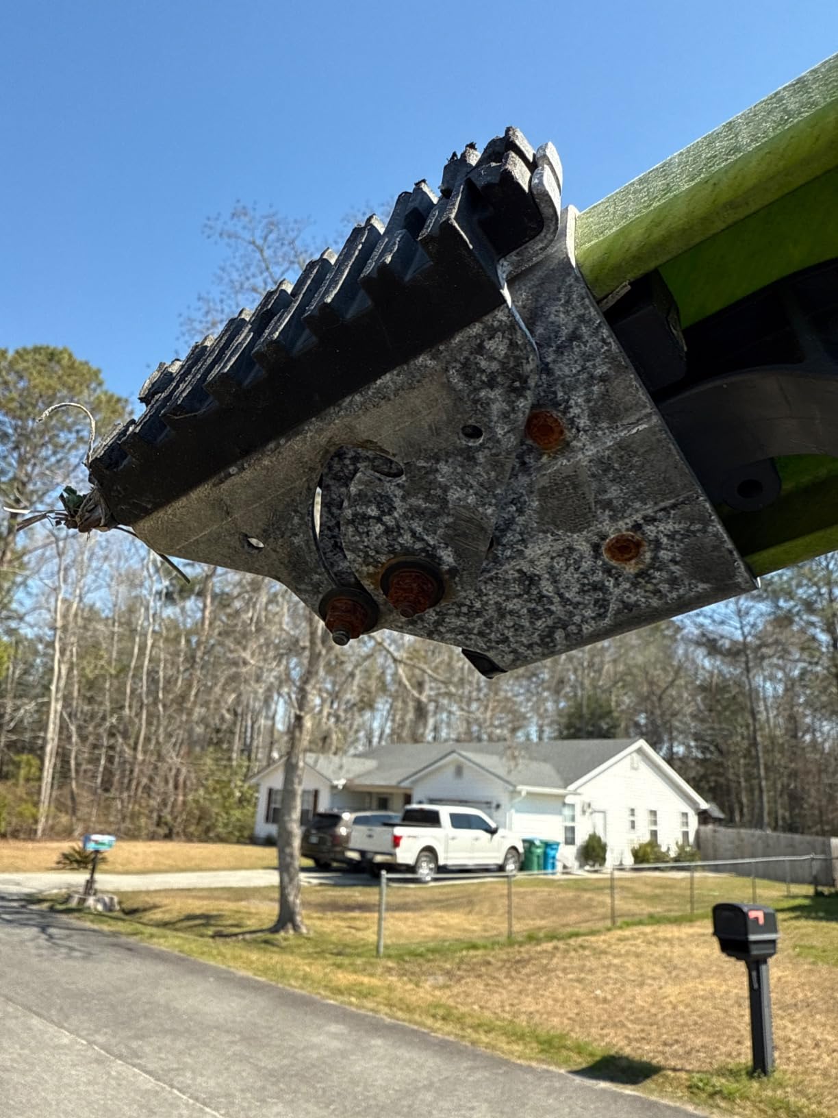 Little Giant Ladders, HyperLite, 16', Extension Ladder, Fiberglass, Type 1A, 300 lbs Rated (18716) customer photo 1