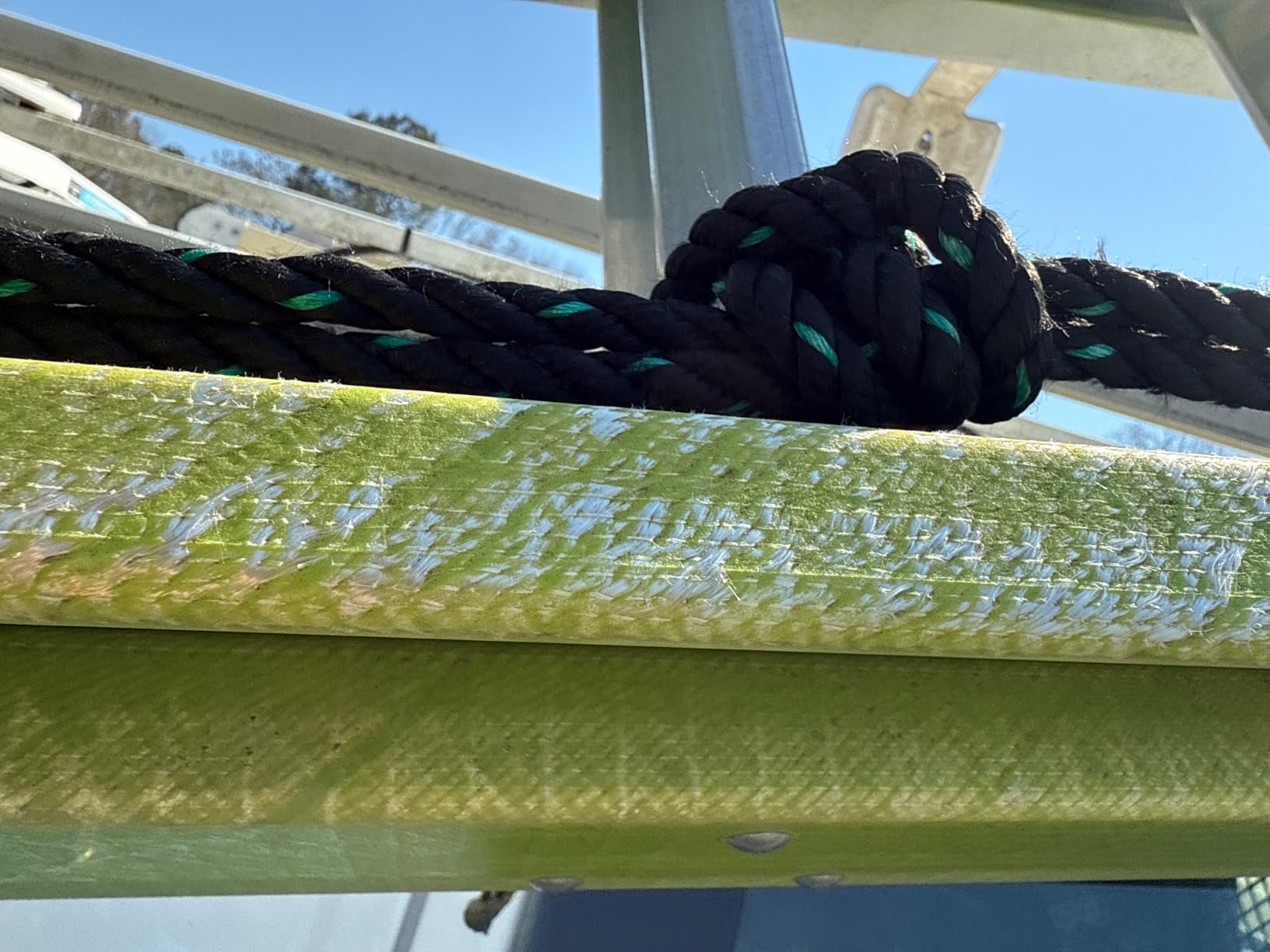 Little Giant Ladders, HyperLite, 16', Extension Ladder, Fiberglass, Type 1A, 300 lbs Rated (18716) customer photo 2