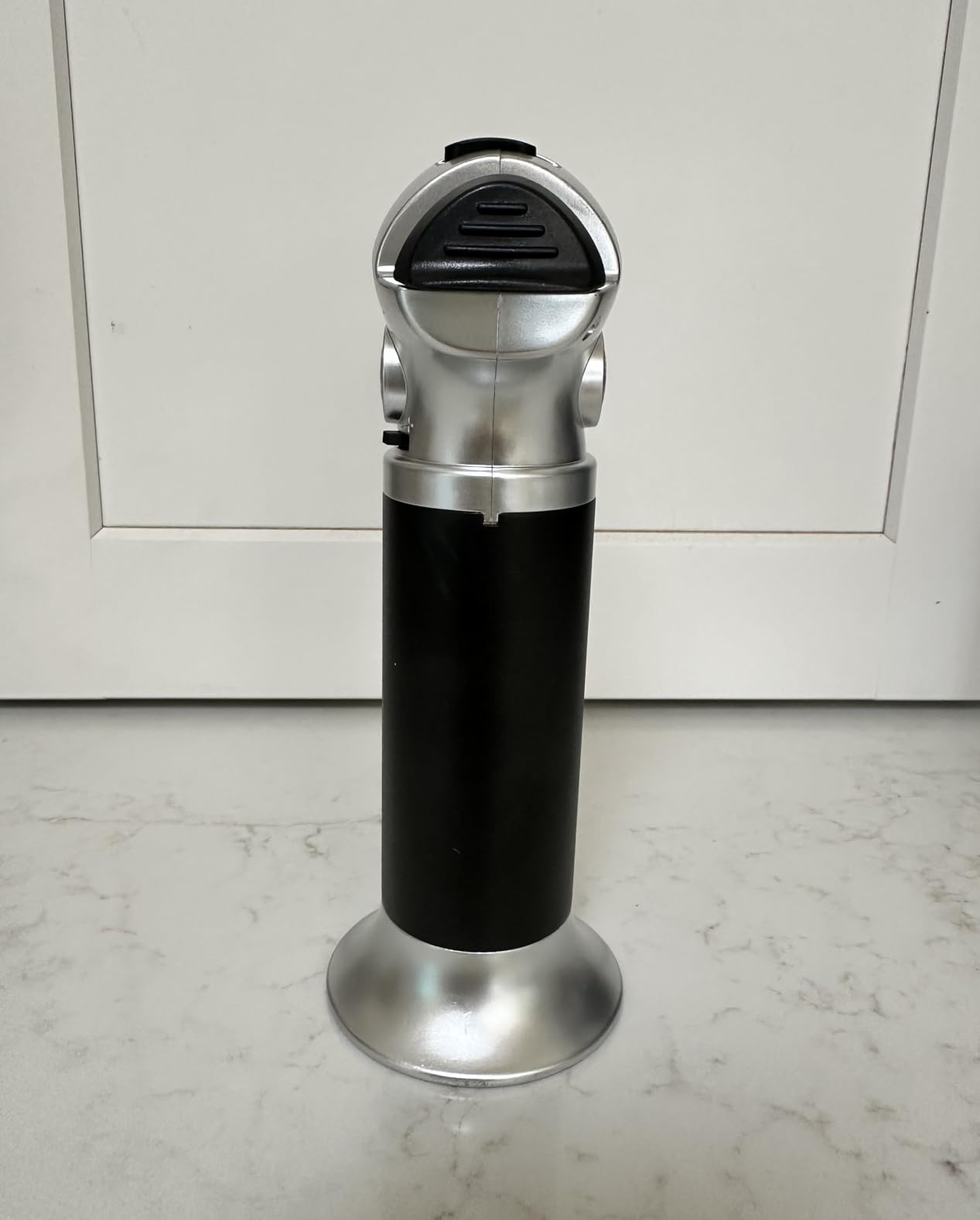 TBTEEK Butane Torch, Kitchen Torch Cooking Torch with Safety Lock & Adjustable Flame for Cooking, BBQ, Baking, Brulee, Creme, DIY Soldering(Butane Not Included) customer photo 1