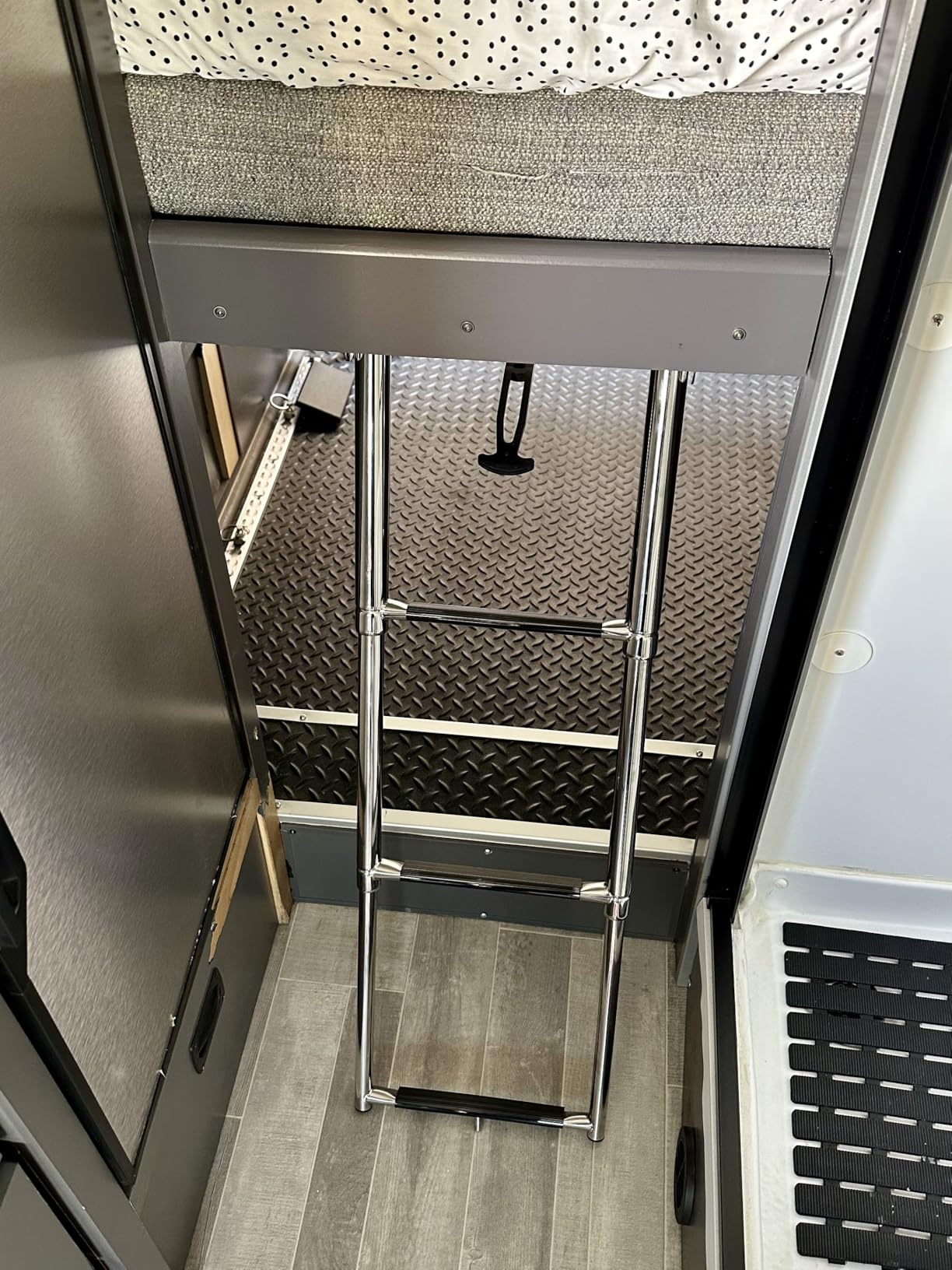 Pontoon Boat Ladder, 3 Step Telescoping Ladder Under Platform Slide Mount Boat Boarding Ladder 316 Stainless Steel Heavy Duty Marine Ladder 600 Pound Capacity customer photo 1